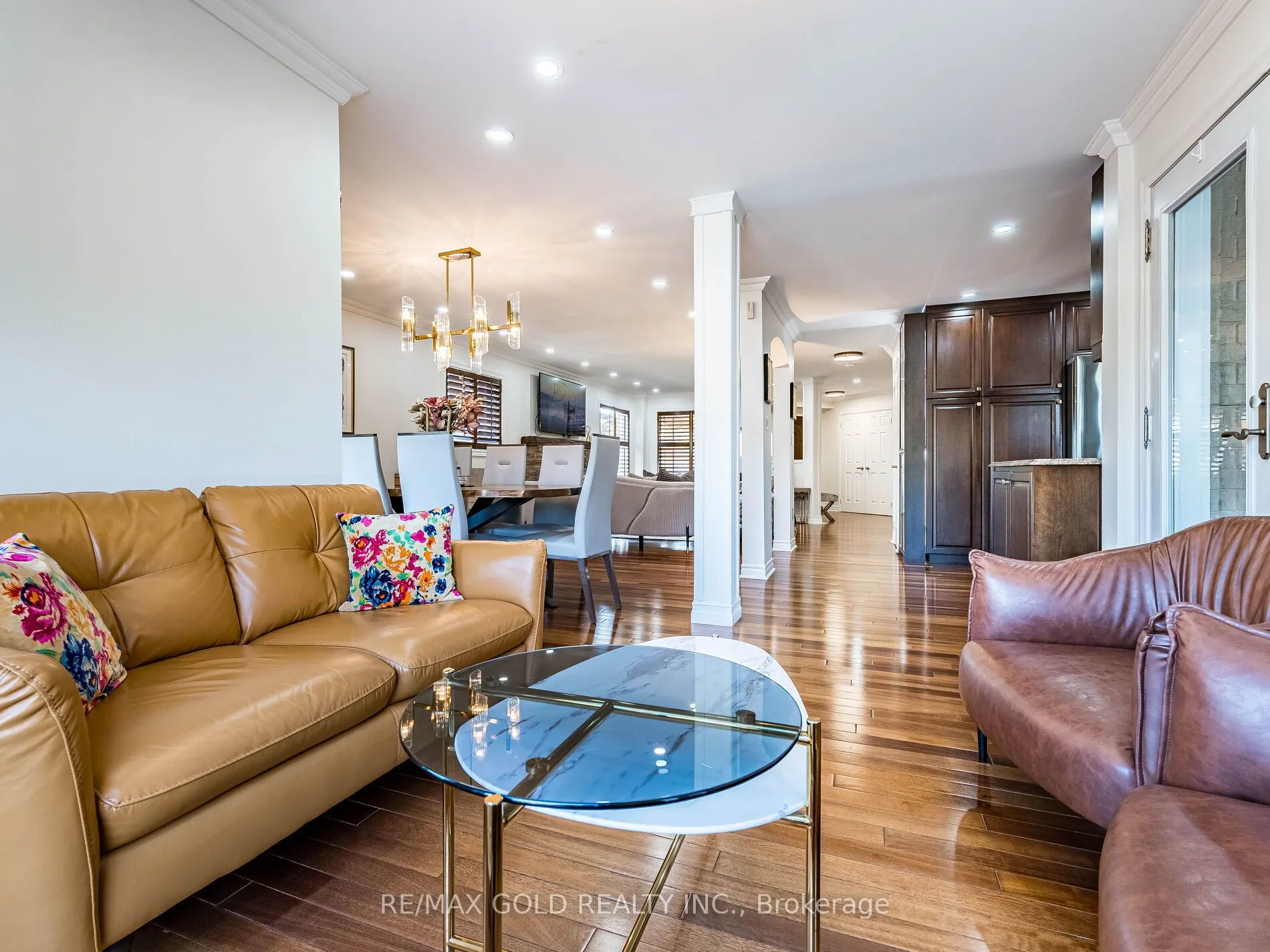 74 Porchlight Road