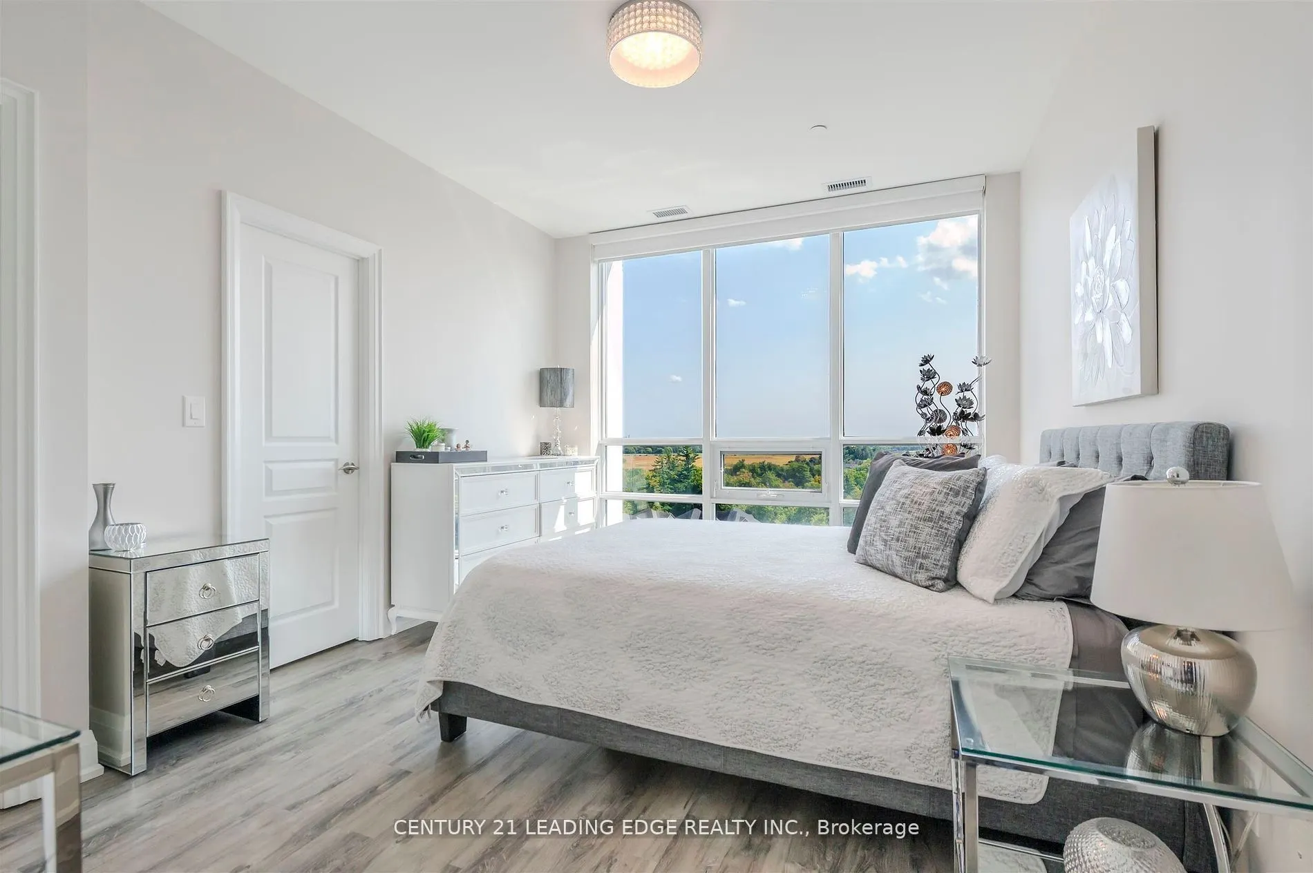 50 Hall Road, #1104