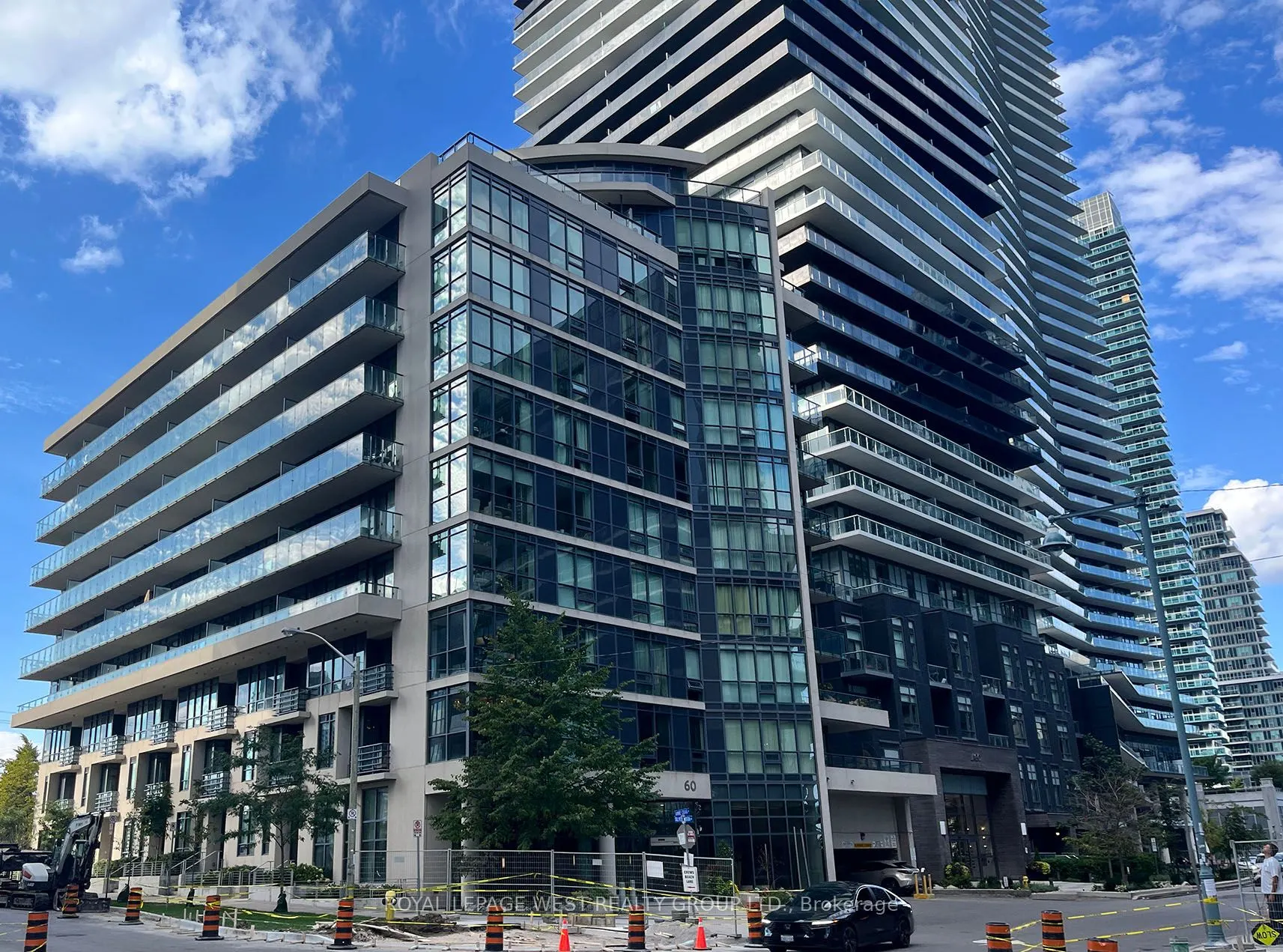 60 Annie Craig Drive, #915
