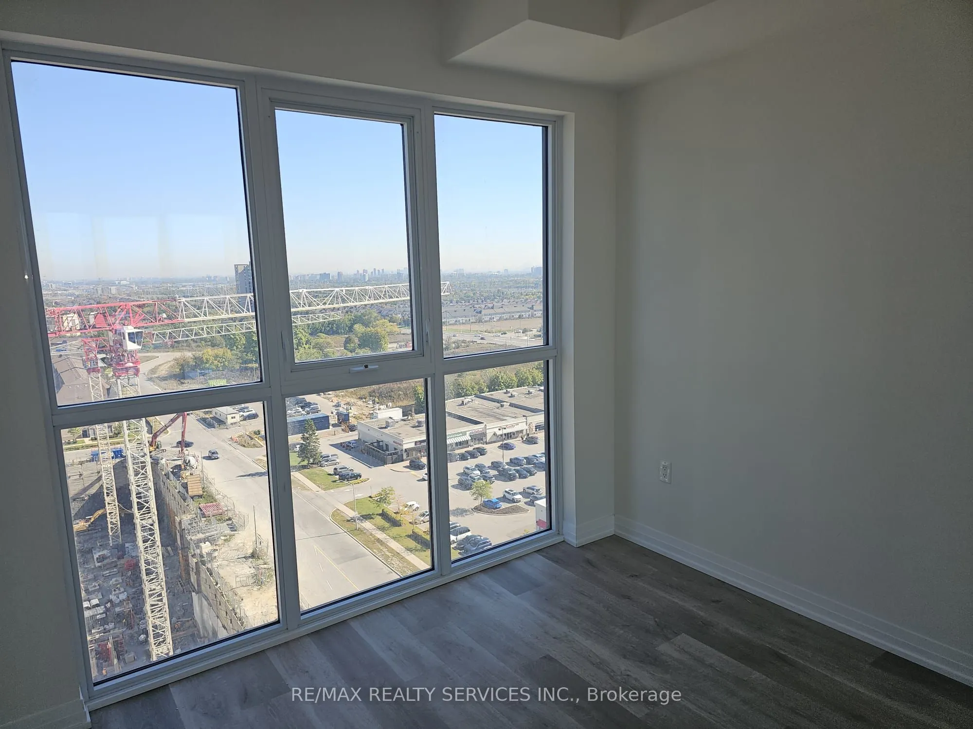 15 Wintergarden Drive, #1410