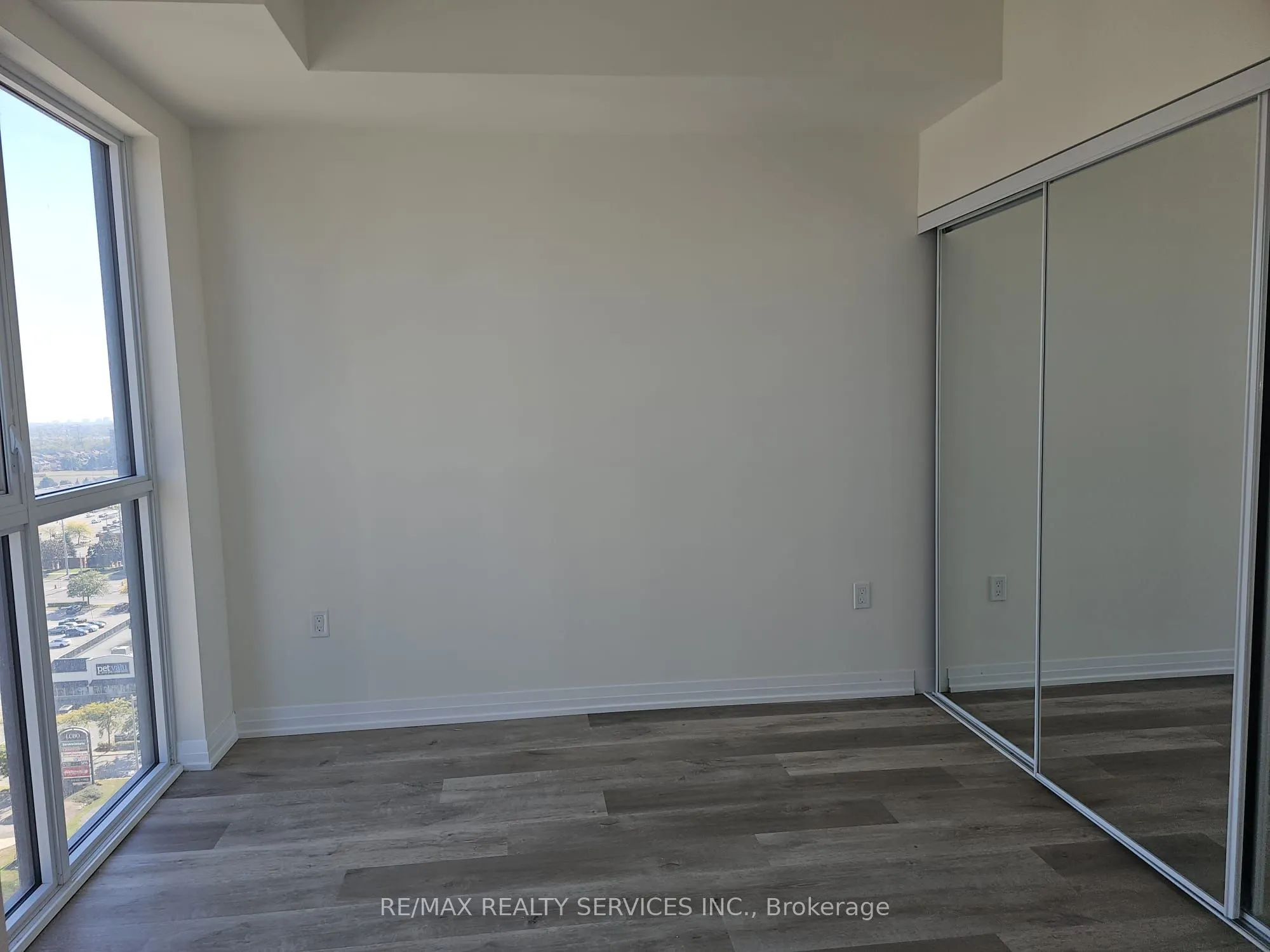 15 Wintergarden Drive, #1410