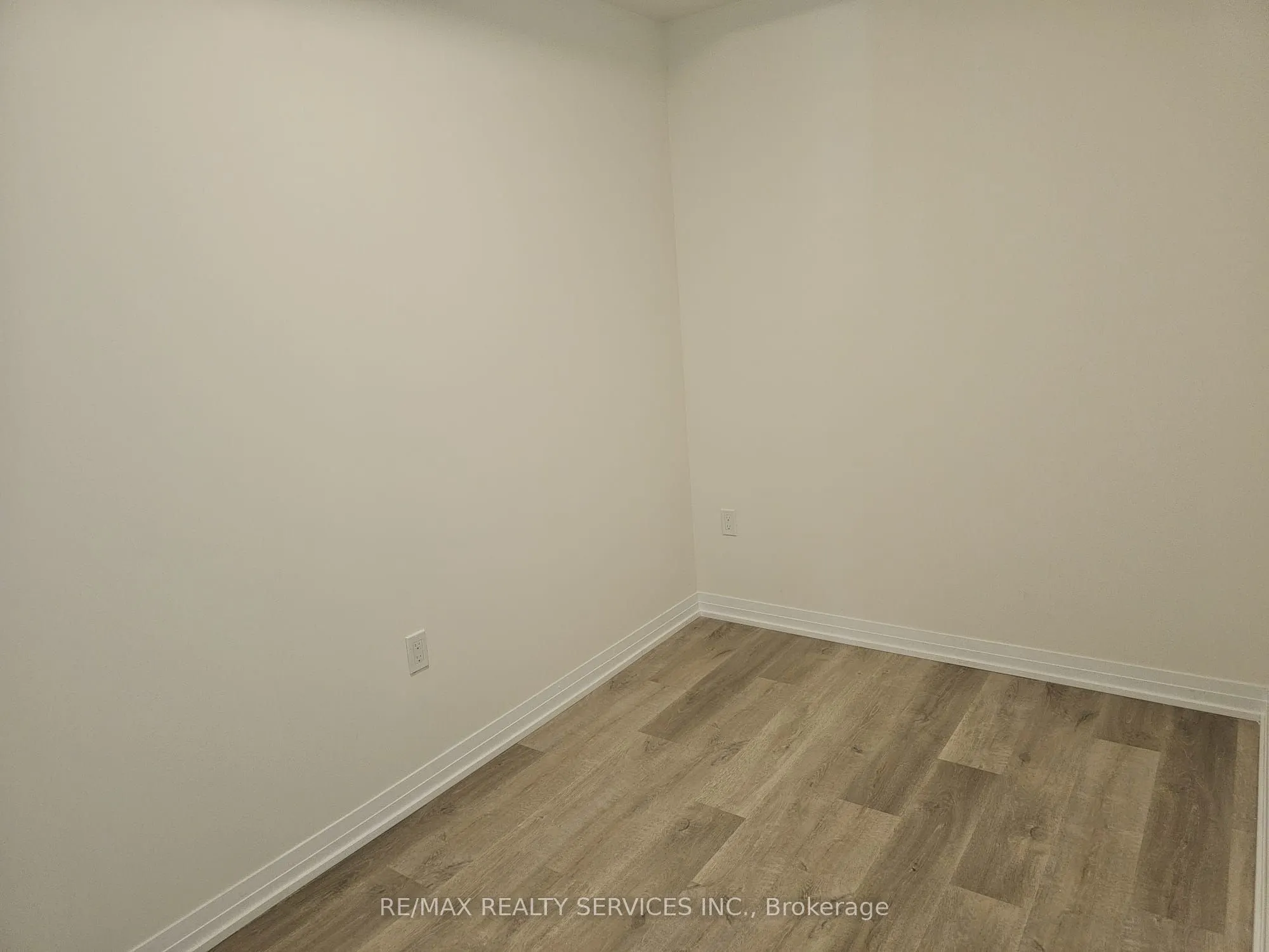 15 Wintergarden Drive, #1410