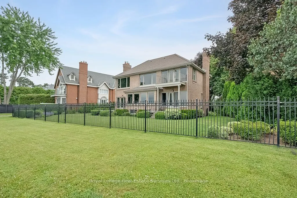 3286 Shelburne Place
