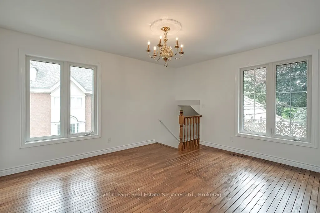 3286 Shelburne Place