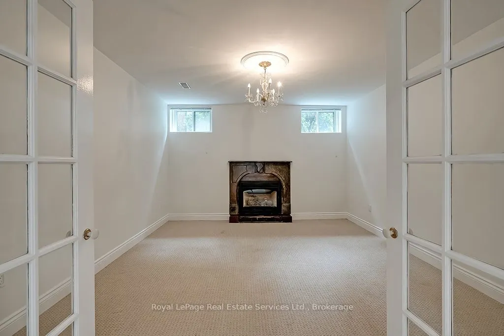 3286 Shelburne Place