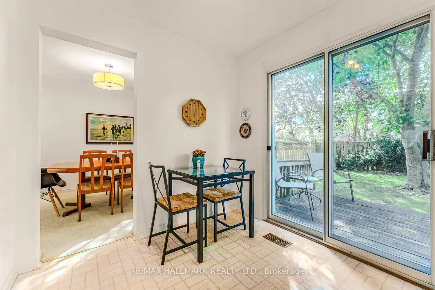 2143 Hunt Crescent
