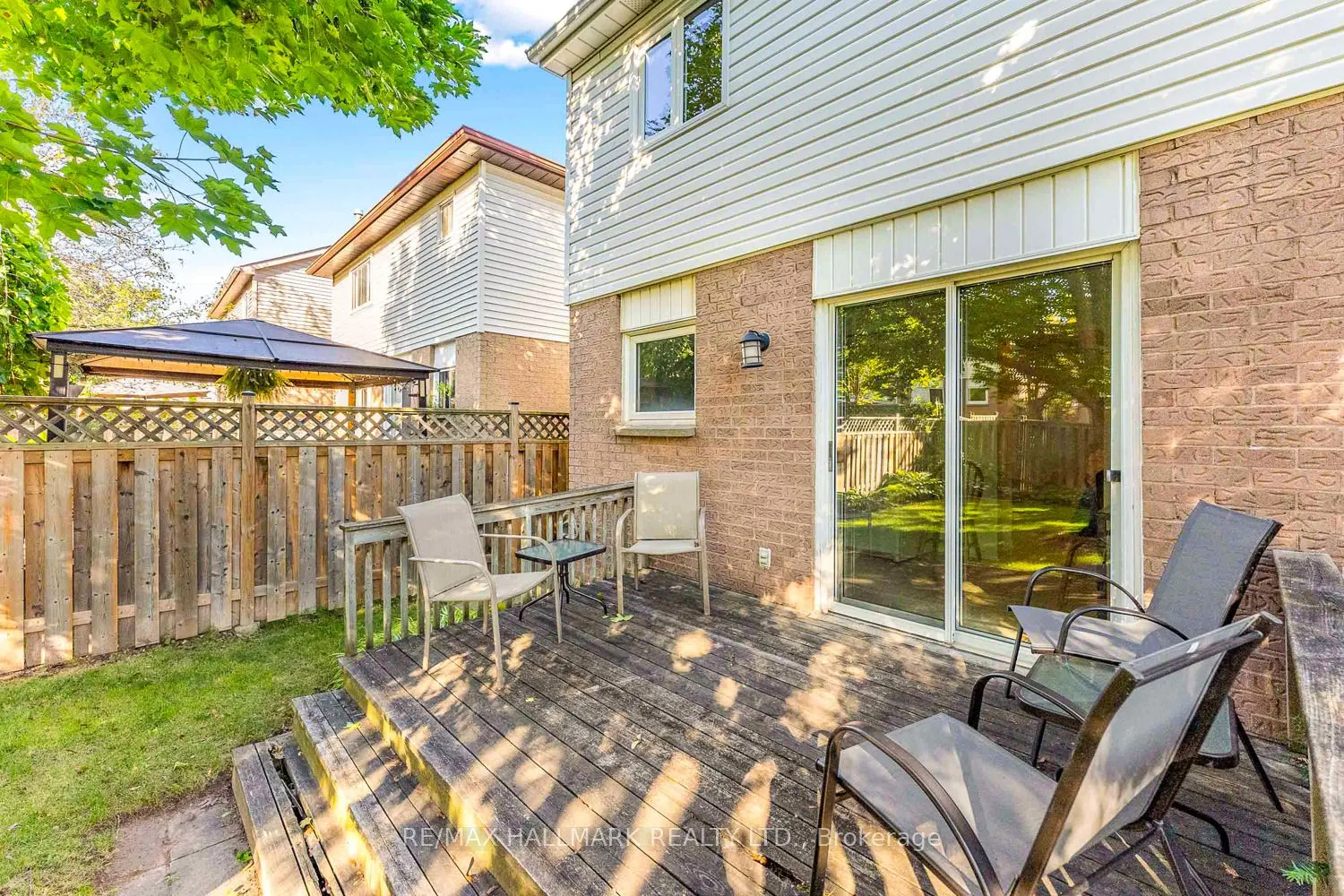 2143 Hunt Crescent
