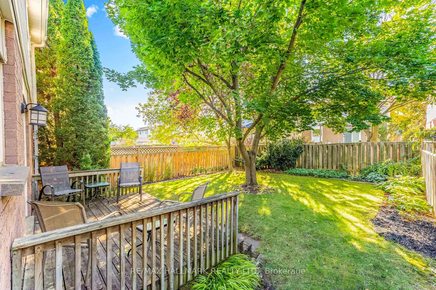 2143 Hunt Crescent