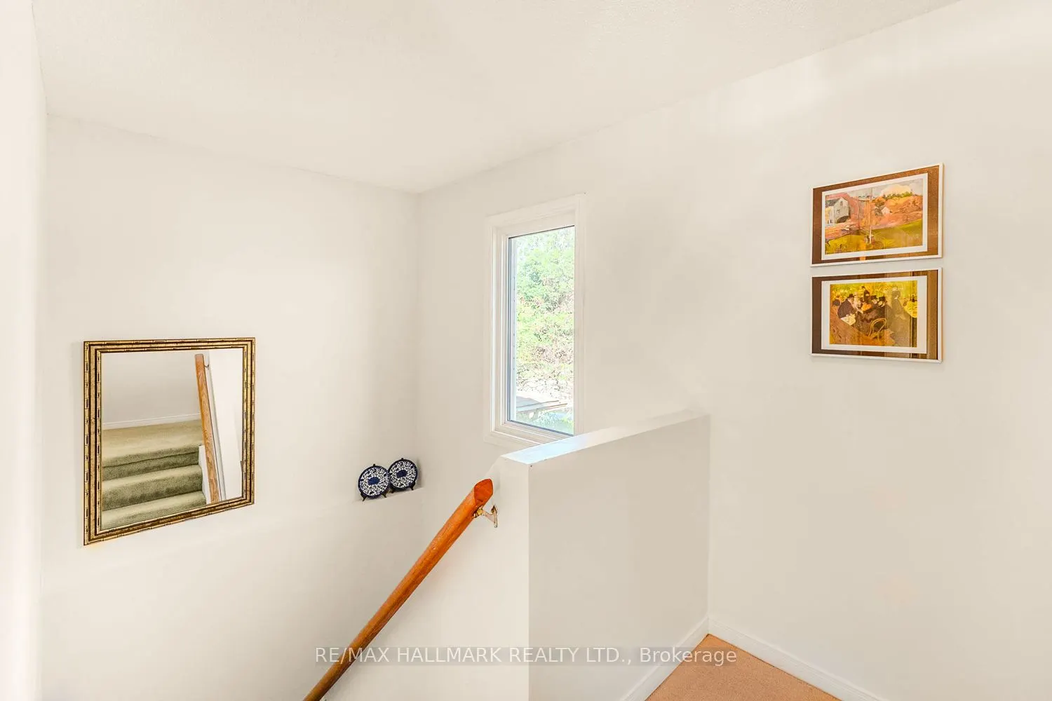 2143 Hunt Crescent