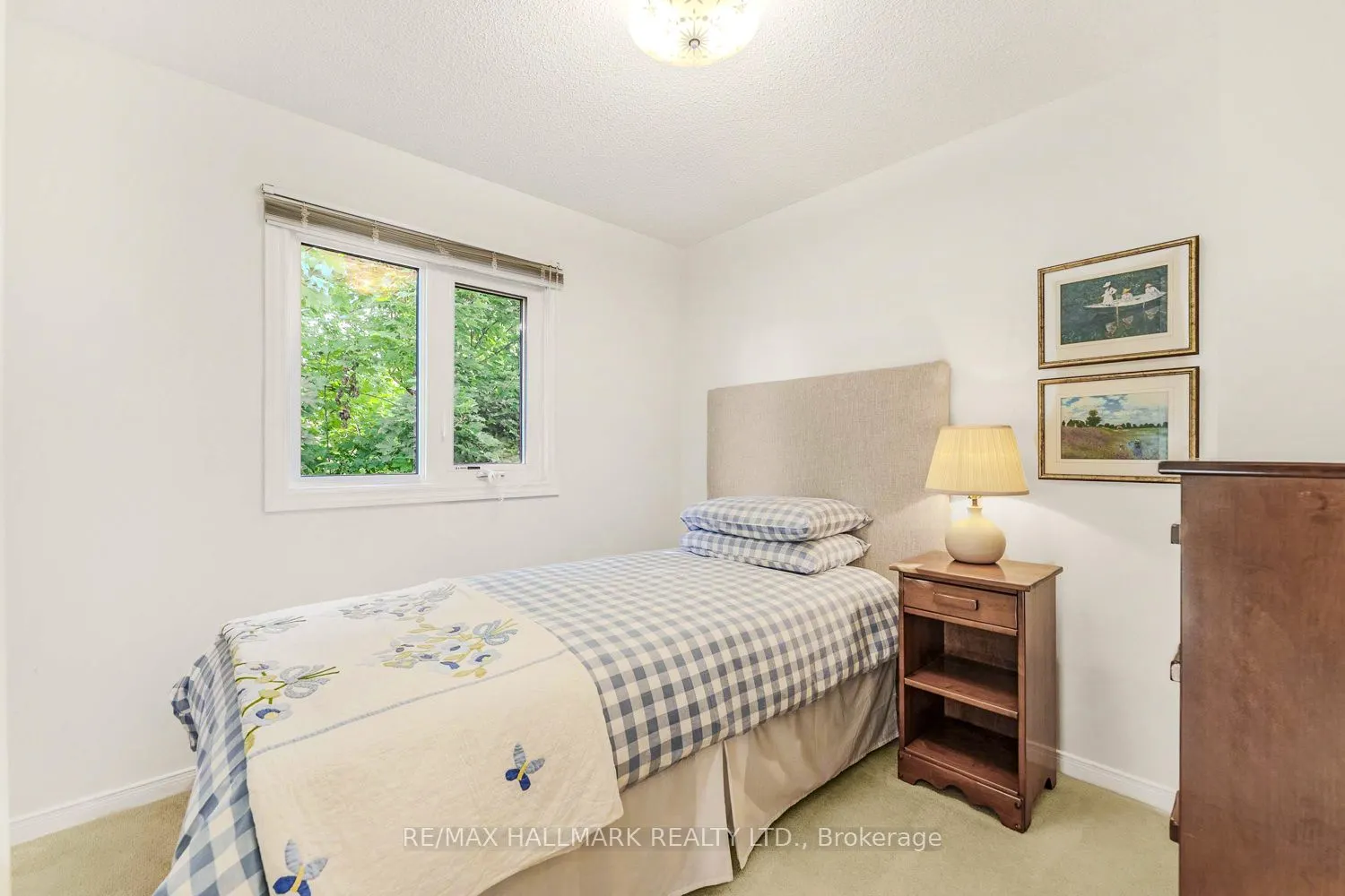 2143 Hunt Crescent