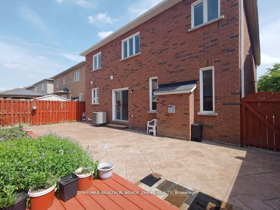 6 Mountland Road, #Upper