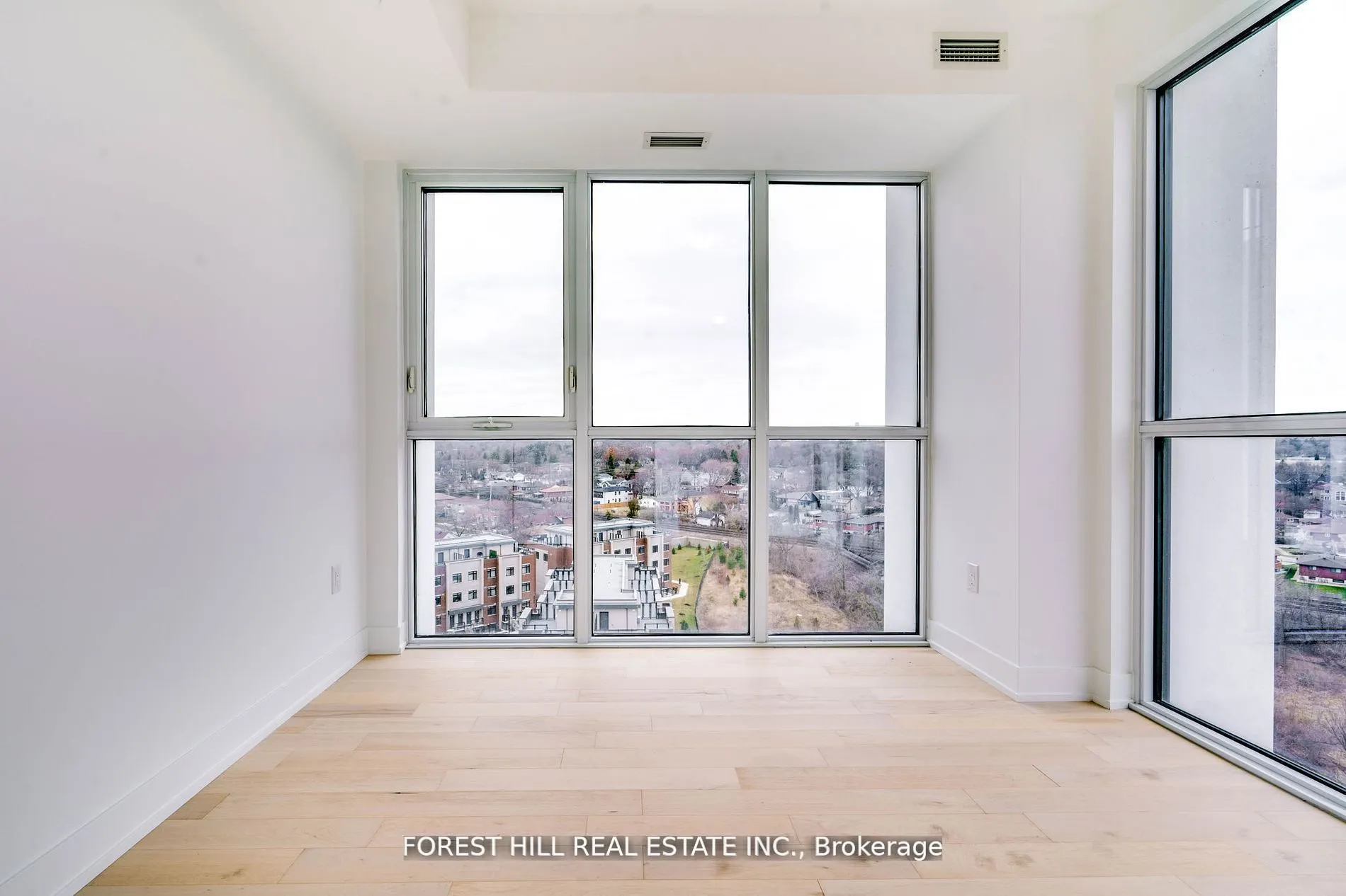 1063 Douglas Mccurdy Comm Circle, #1002