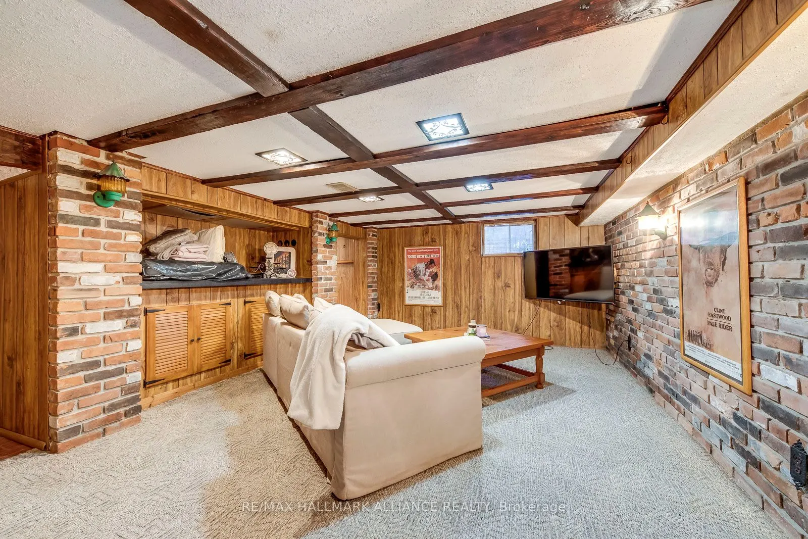 4447 Lakeshore Road
