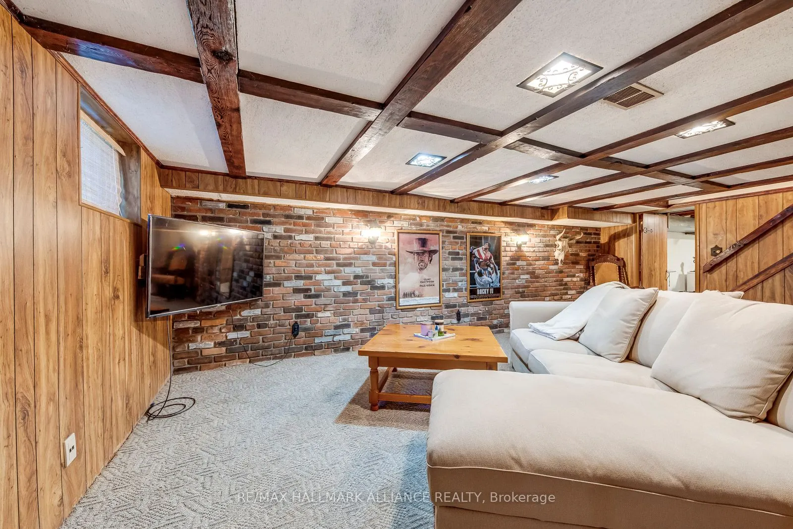 4447 Lakeshore Road