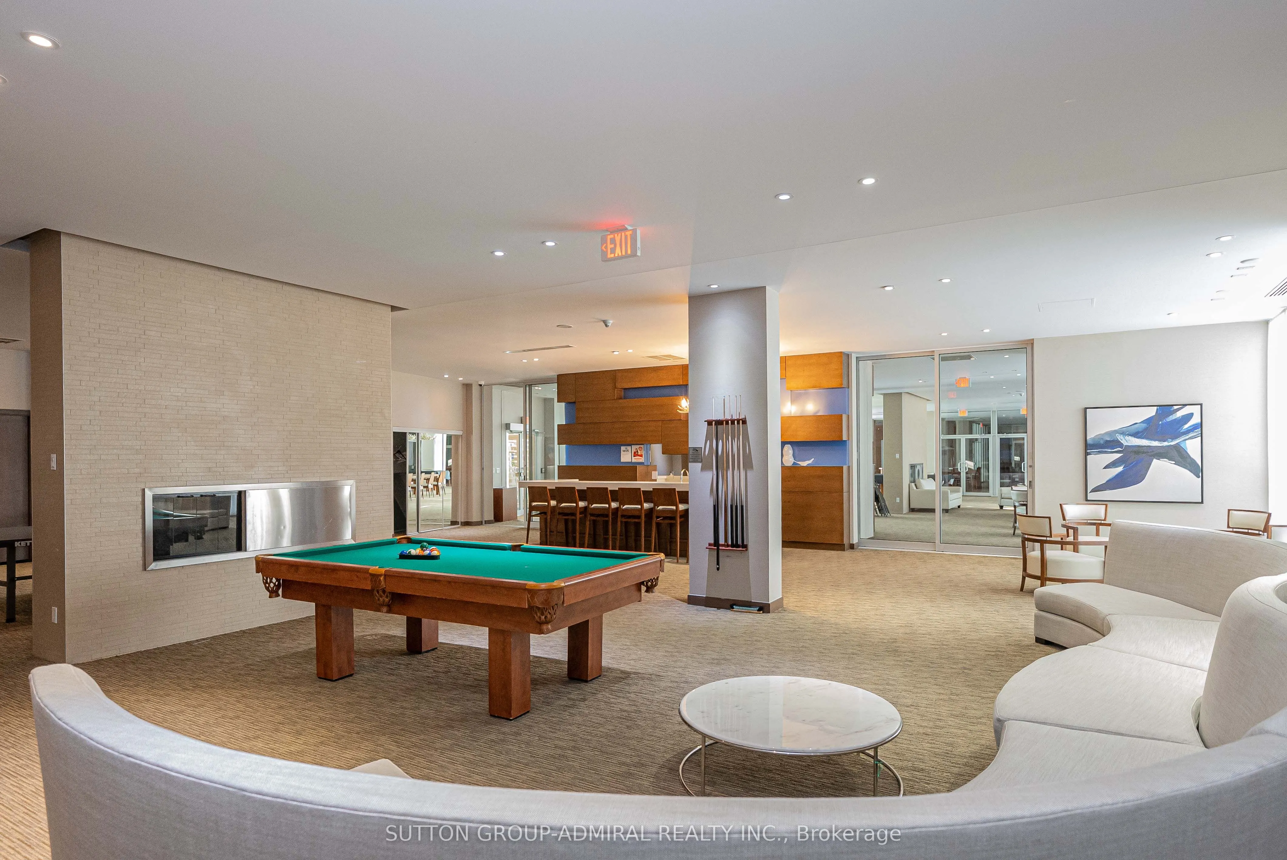 2240 Lake Shore Boulevard W, #403