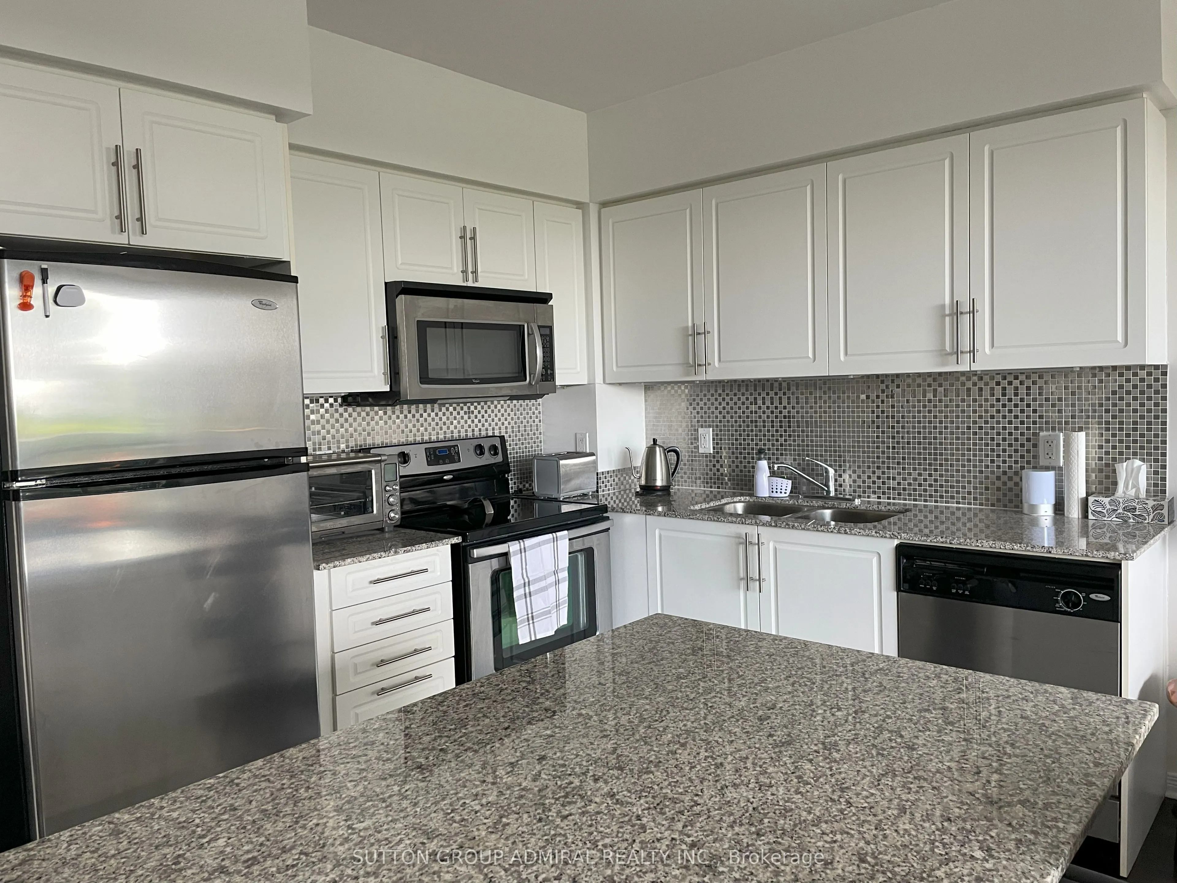 2240 Lake Shore Boulevard W, #403