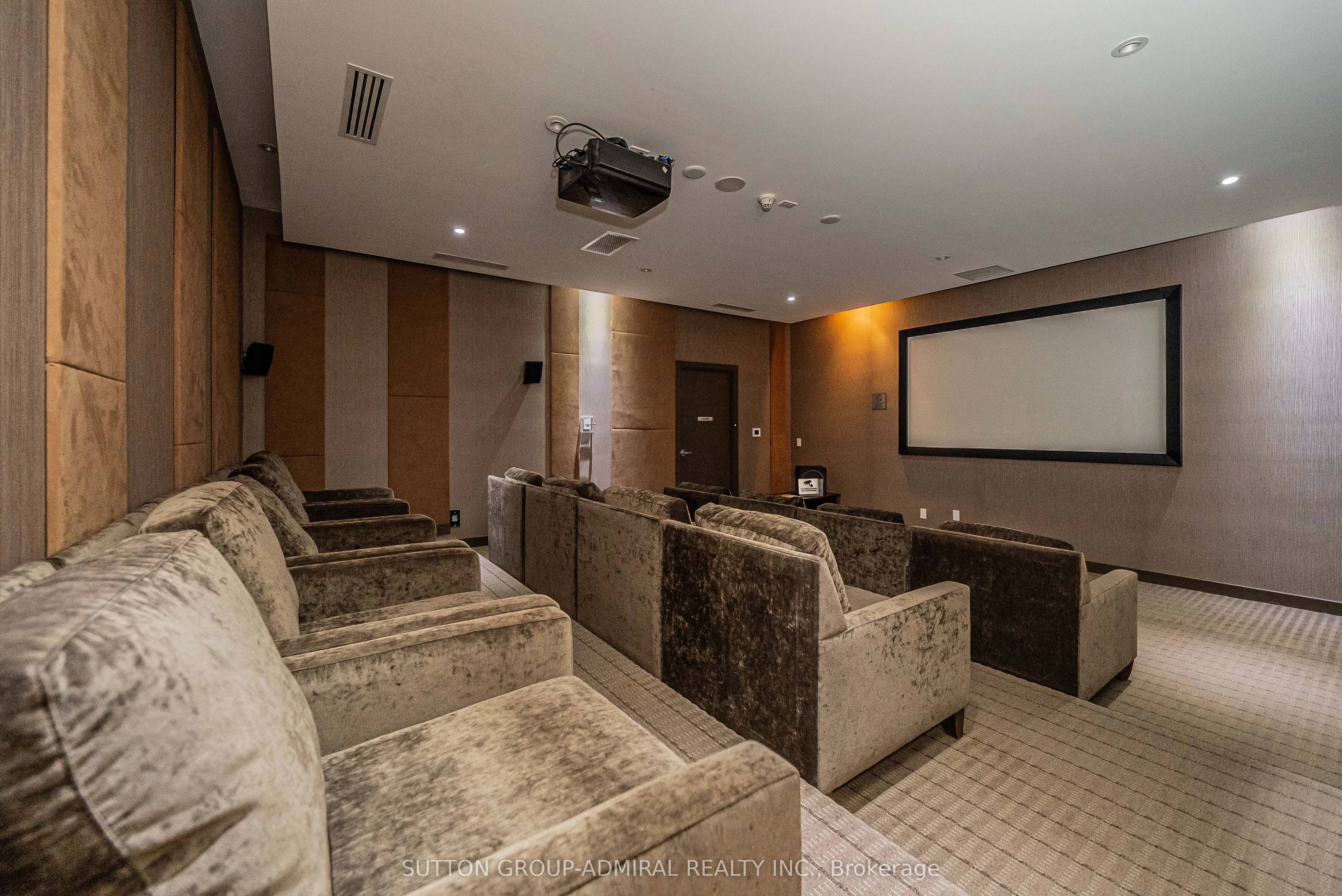 2240 Lake Shore Boulevard W, #403