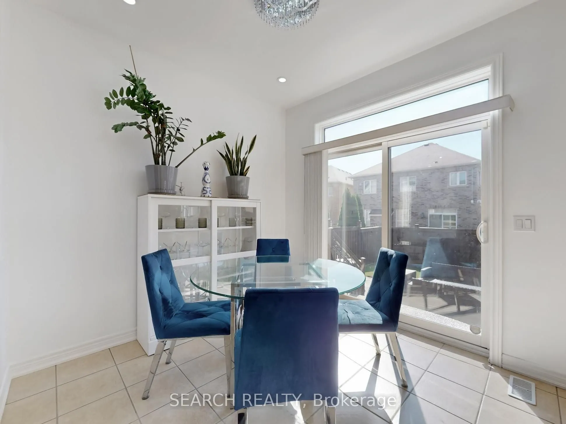 39 Wynview Street