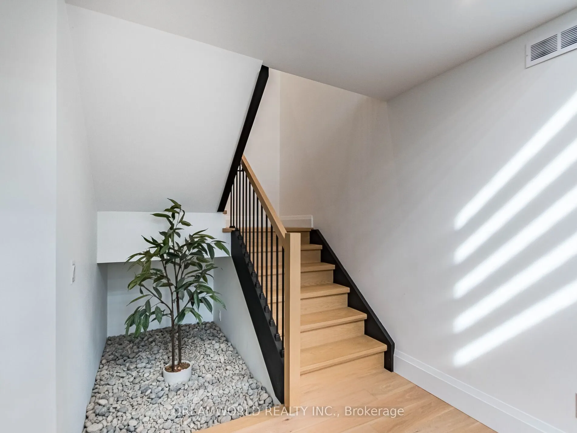 22 Yorkleigh Avenue