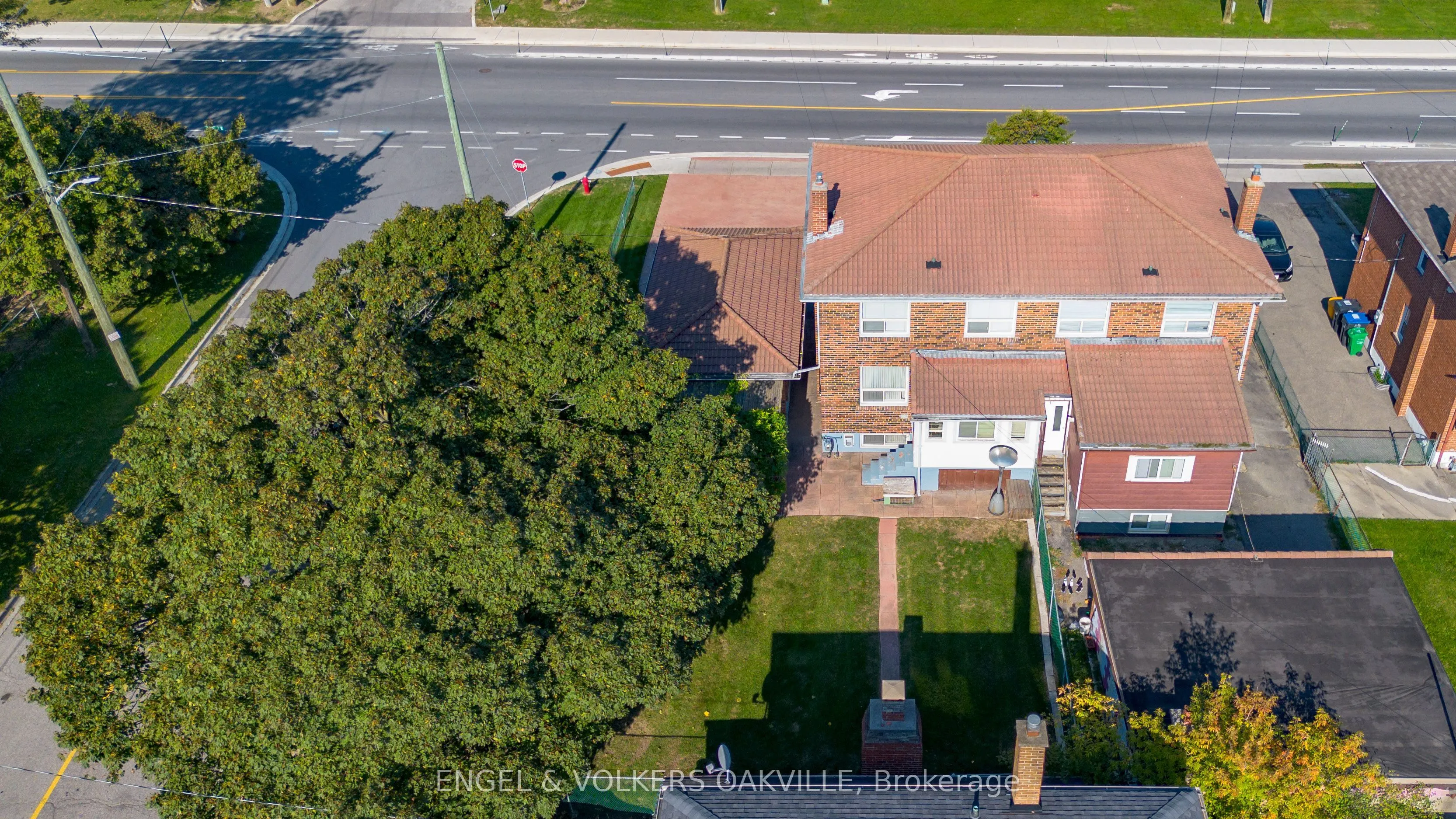 183 vodden Street E