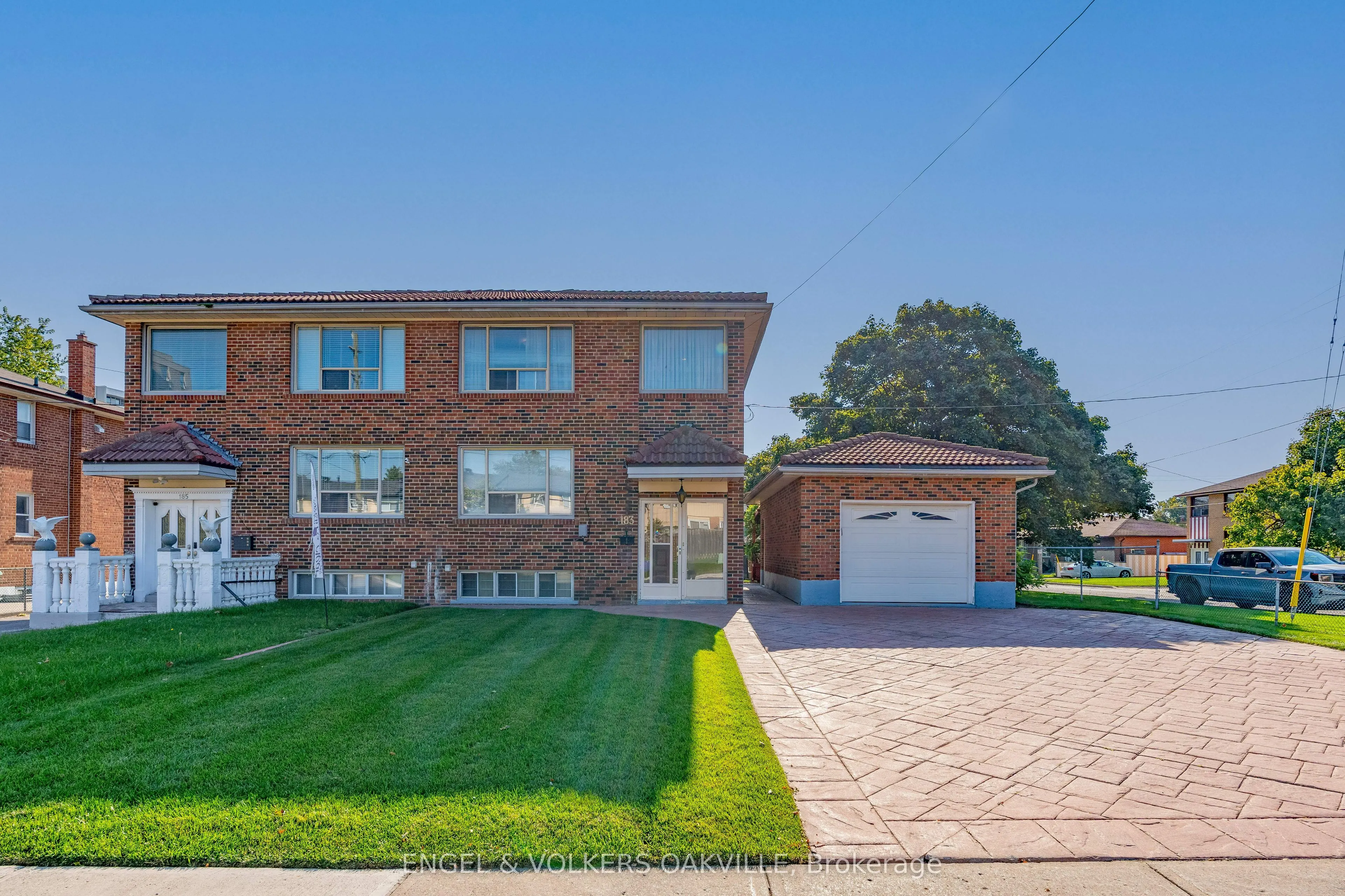 183 vodden Street E