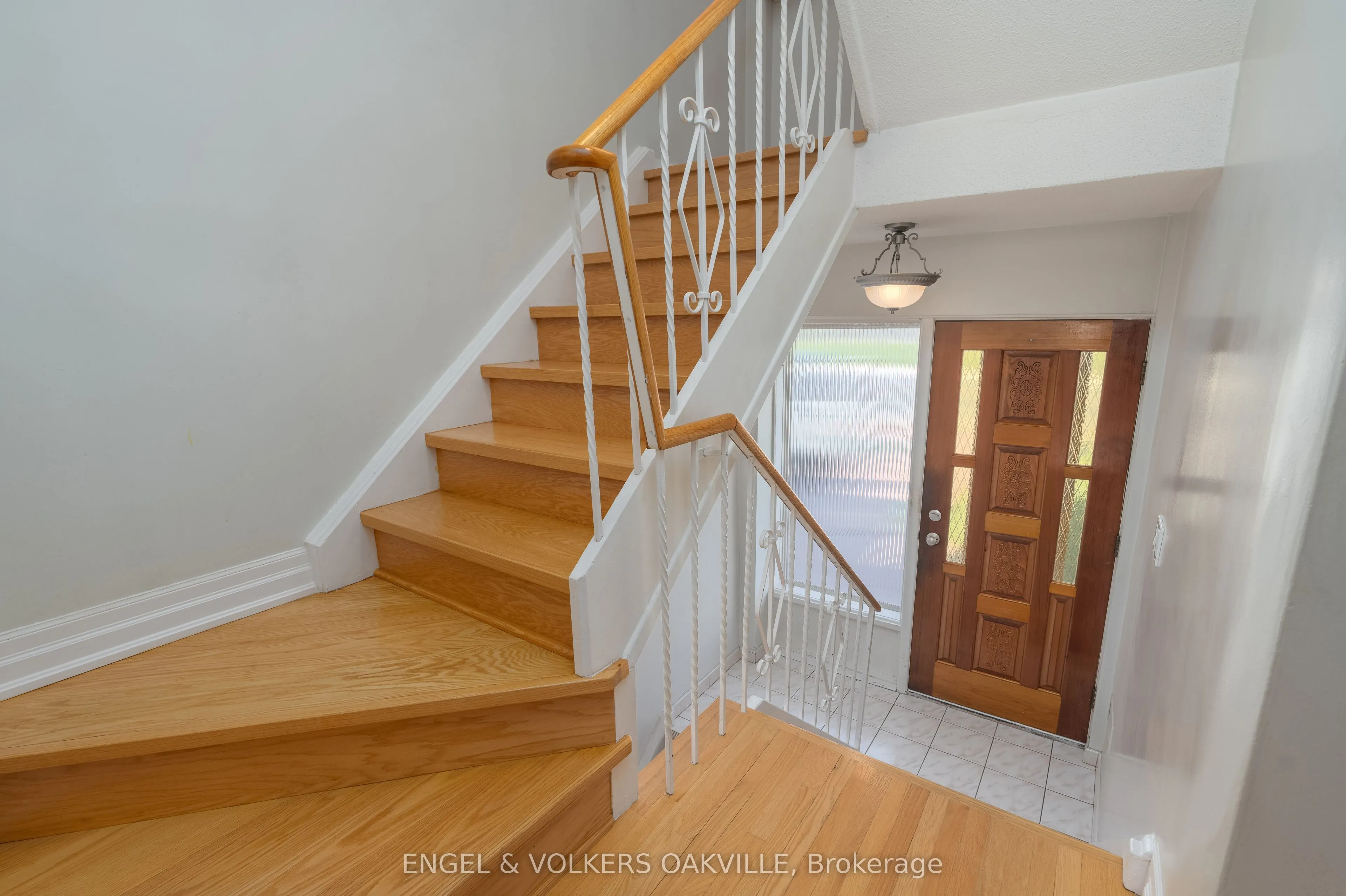 183 vodden Street E