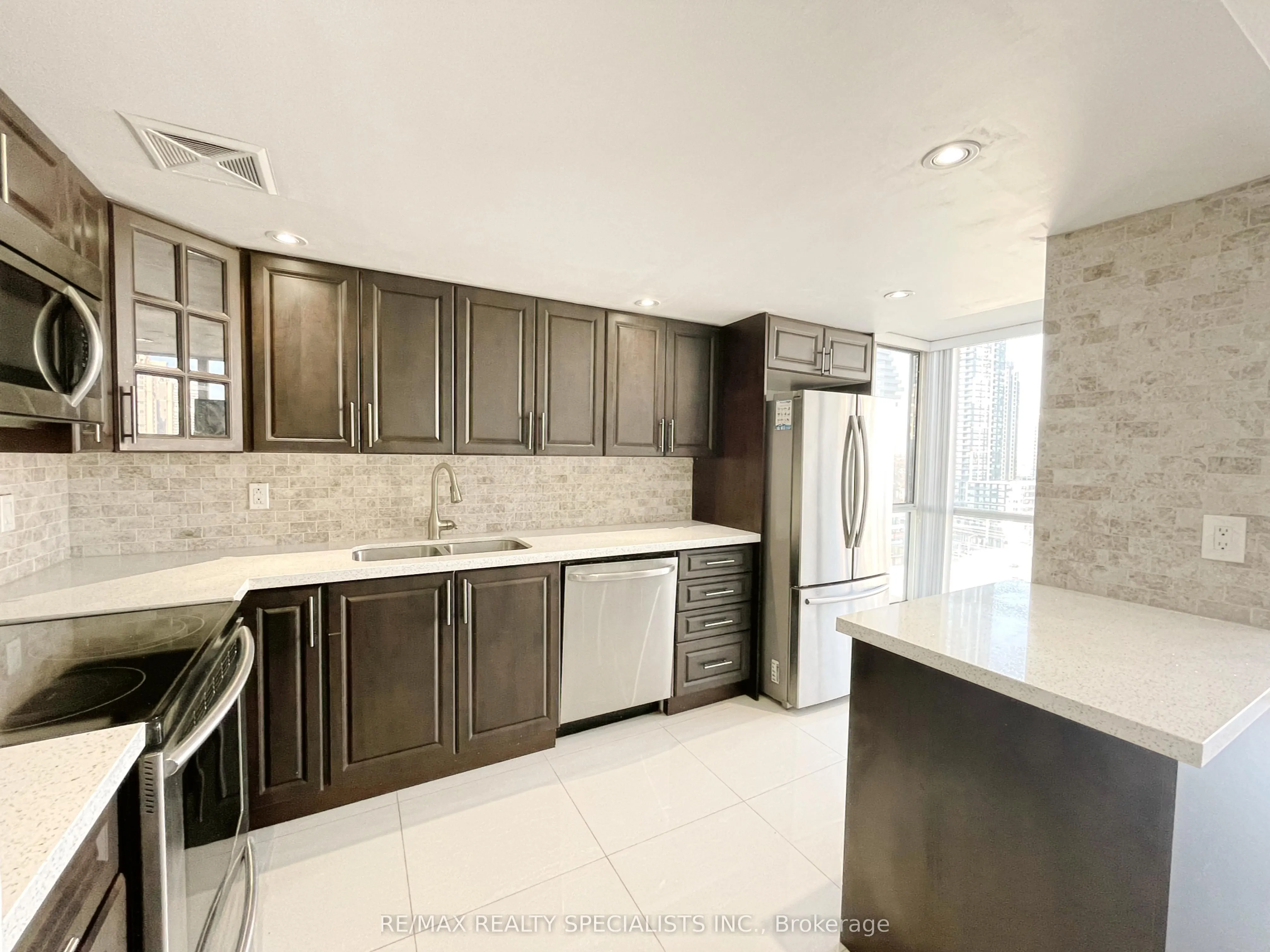 350 Webb Drive, #1705