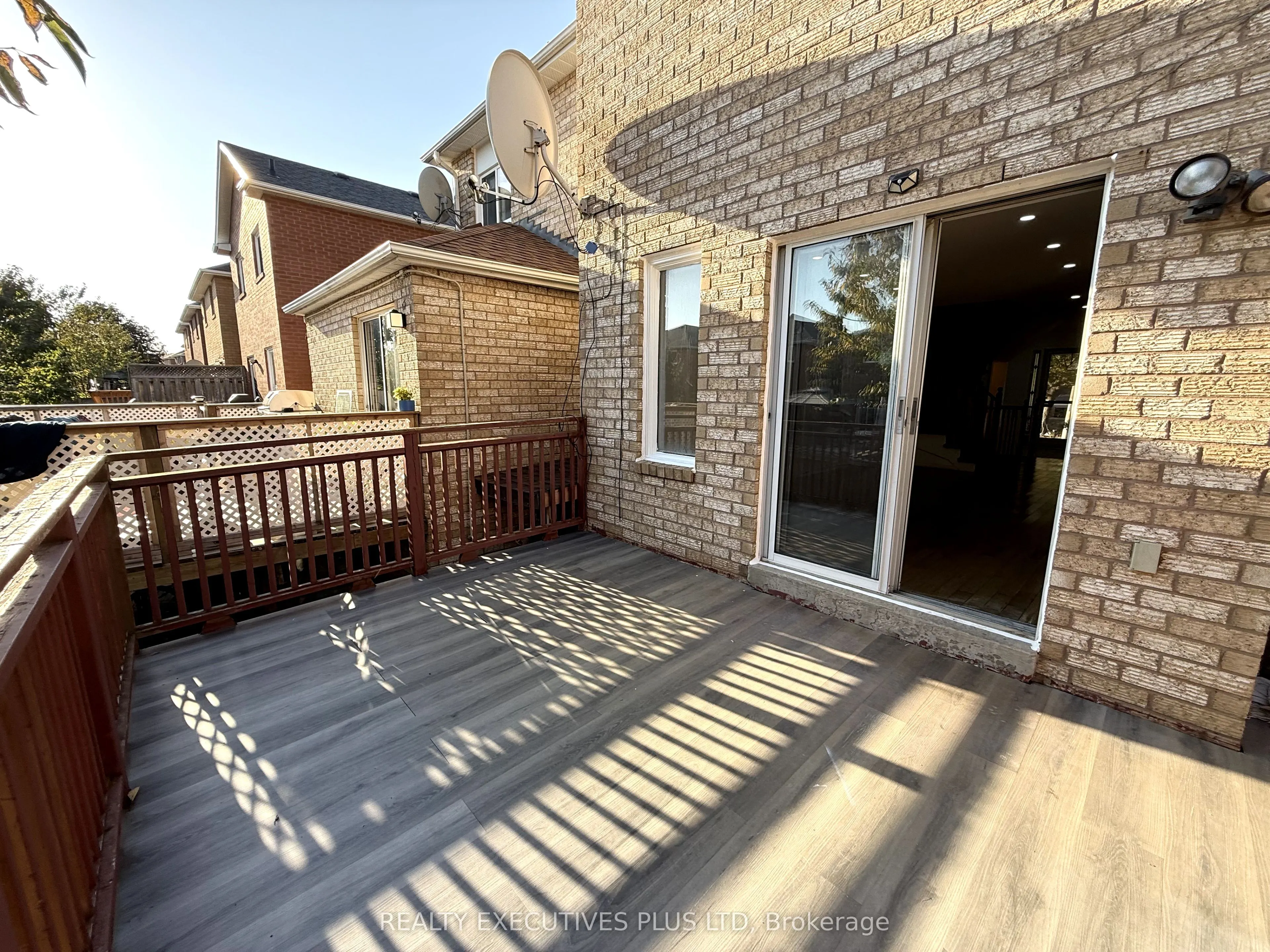 55 Ravenscliffe Court