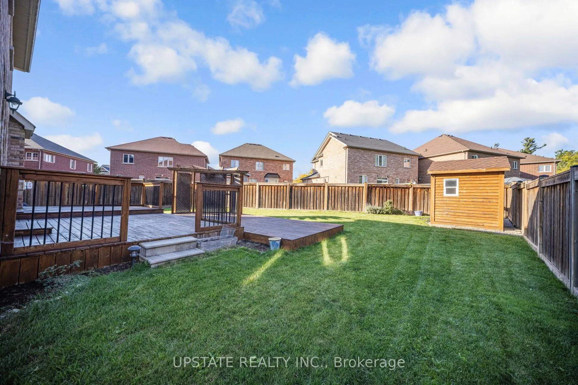 66 GEORGE ROBINSON Drive
