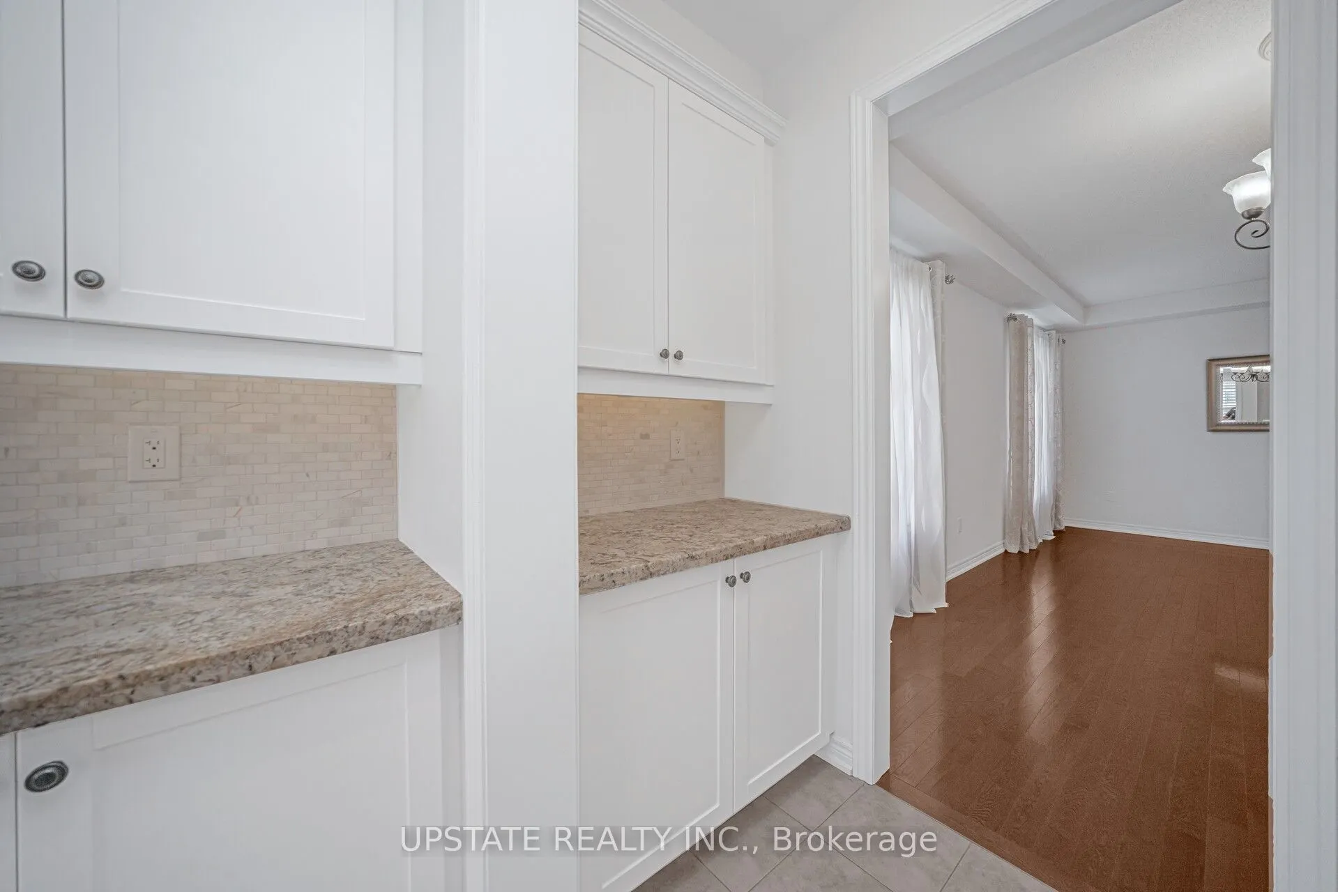 66 GEORGE ROBINSON Drive