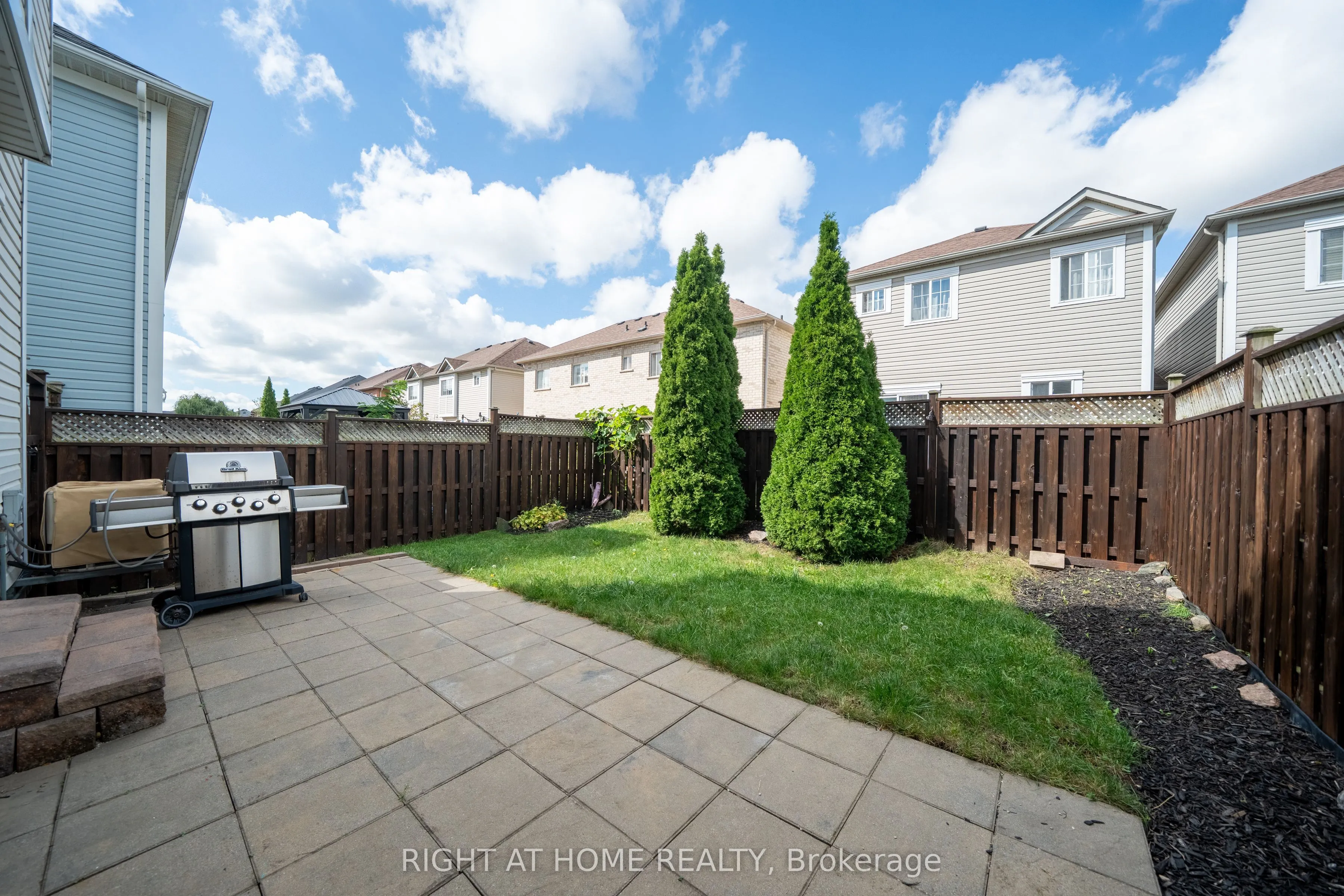 39 Viceroy Crescent