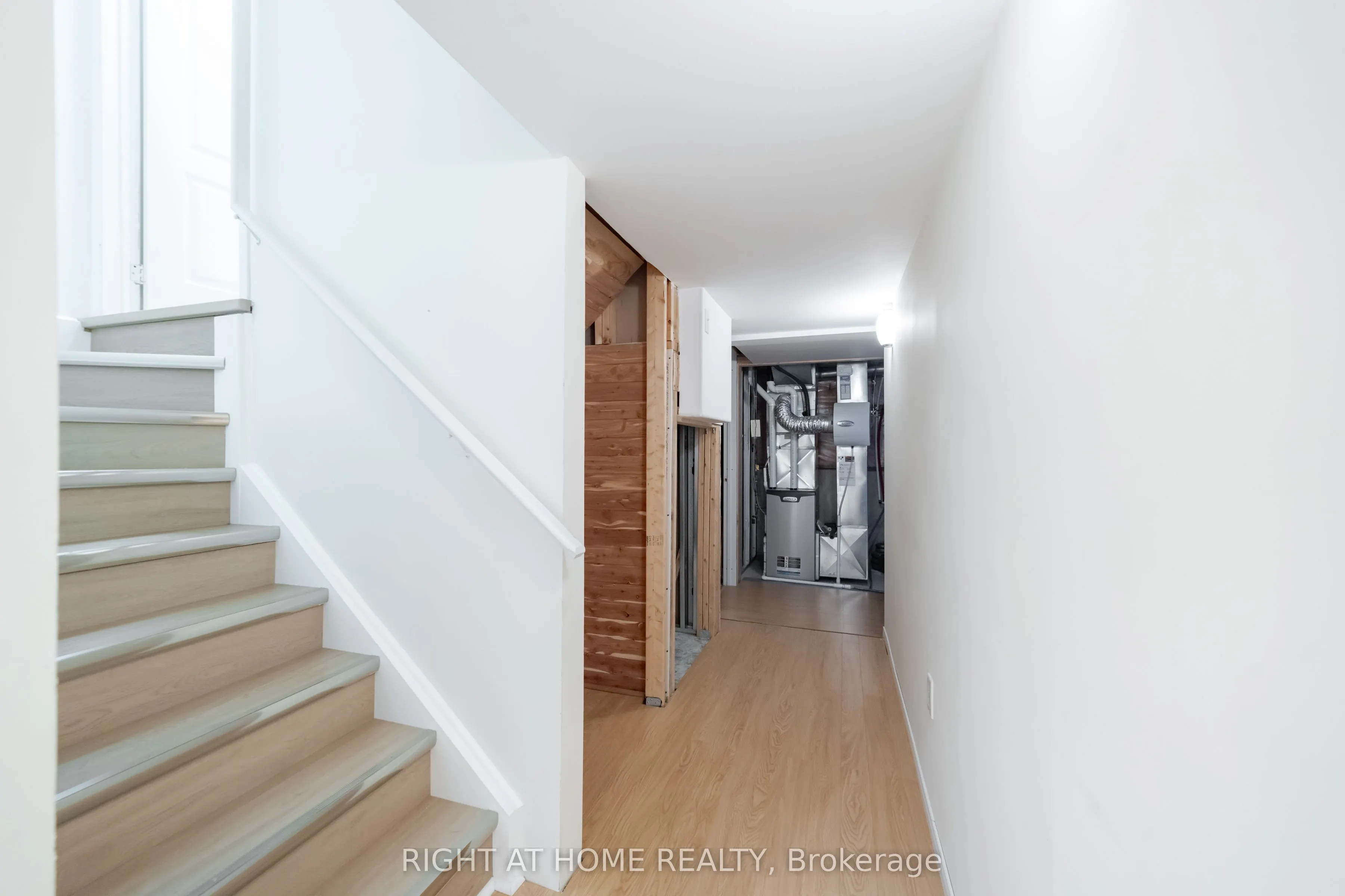 39 Viceroy Crescent