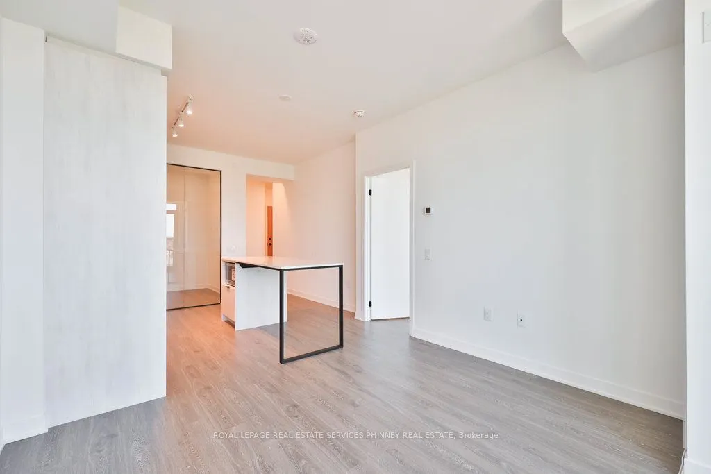 2495 Eglinton Avenue W, #1507