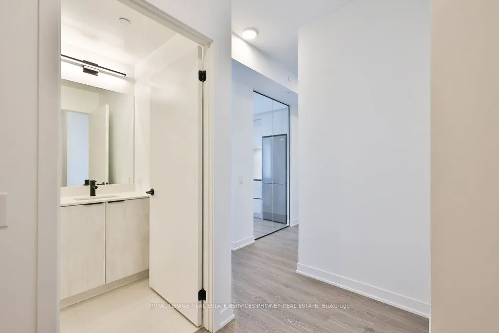 2495 Eglinton Avenue W, #1507