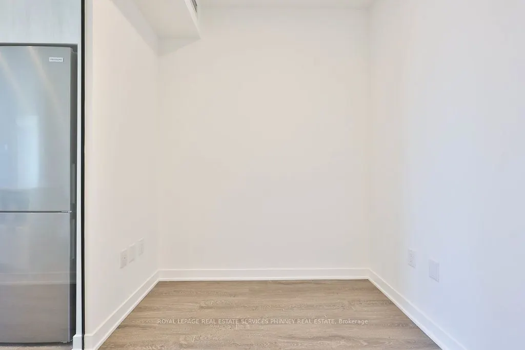 2495 Eglinton Avenue W, #1507