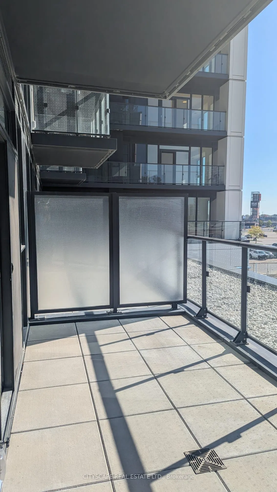 1037 Queensway, #209