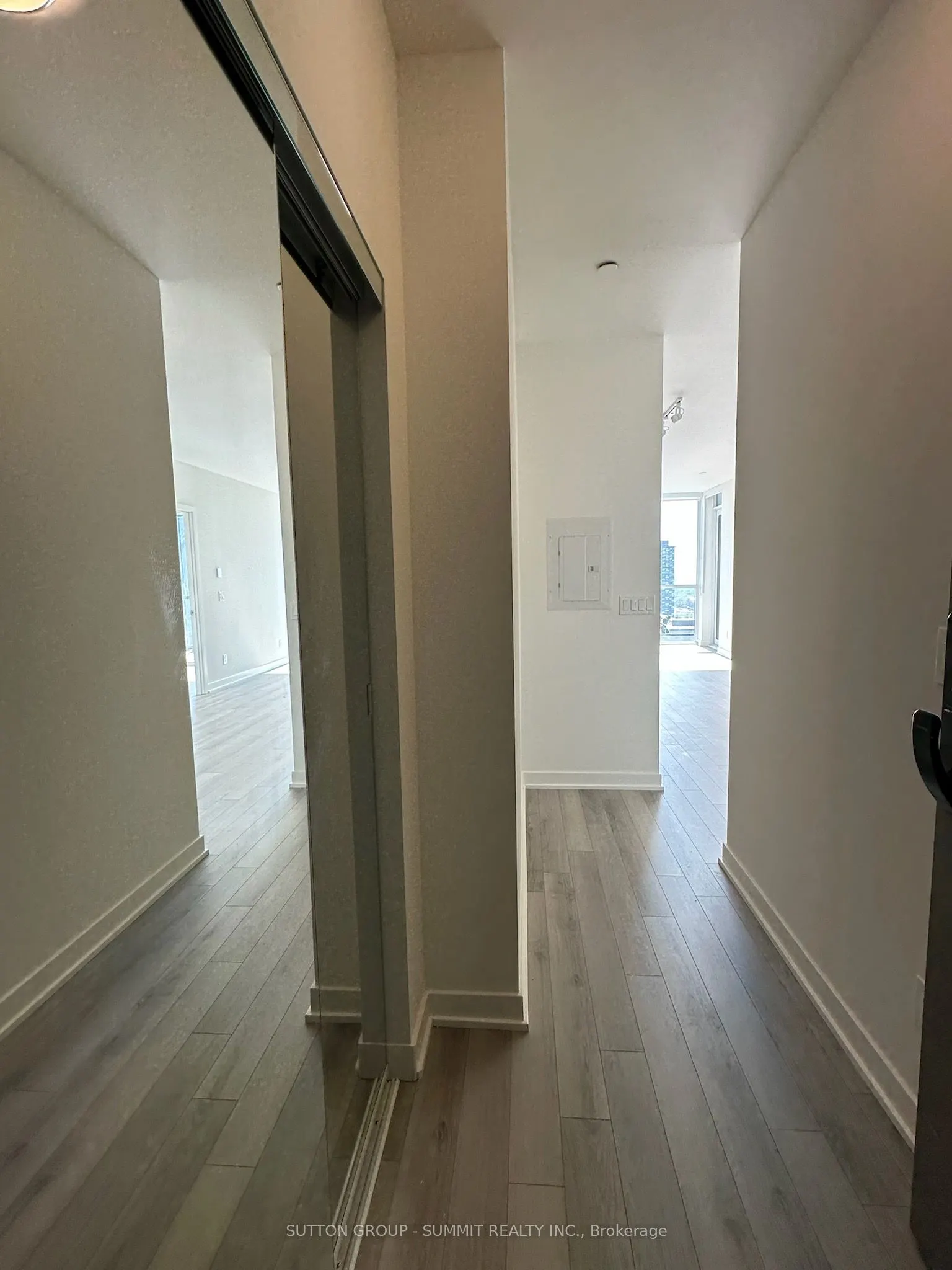 3079 Trafalgar Road, #2011
