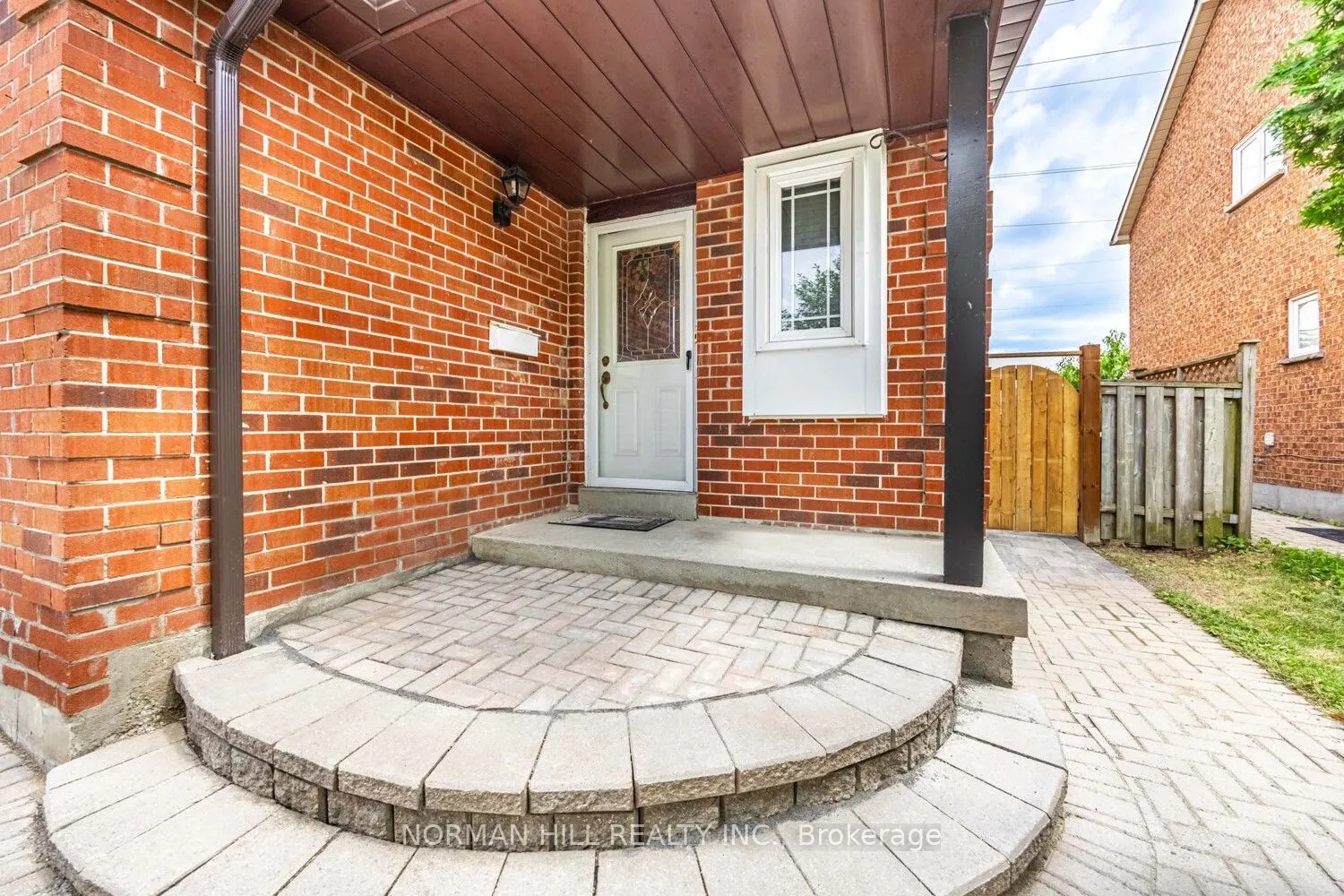 356 Laurentian Avenue