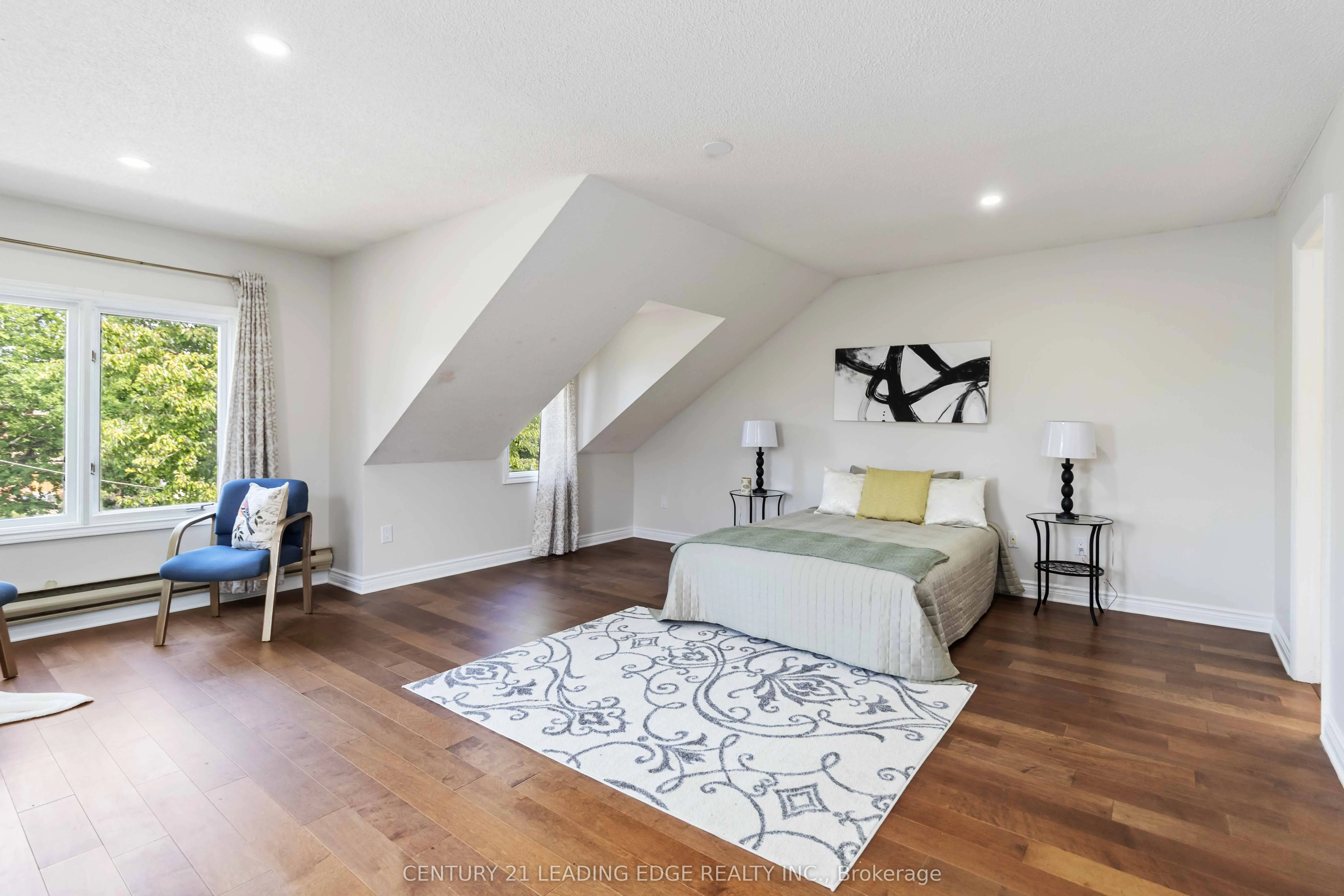 5201 CHAMPLAIN Trail