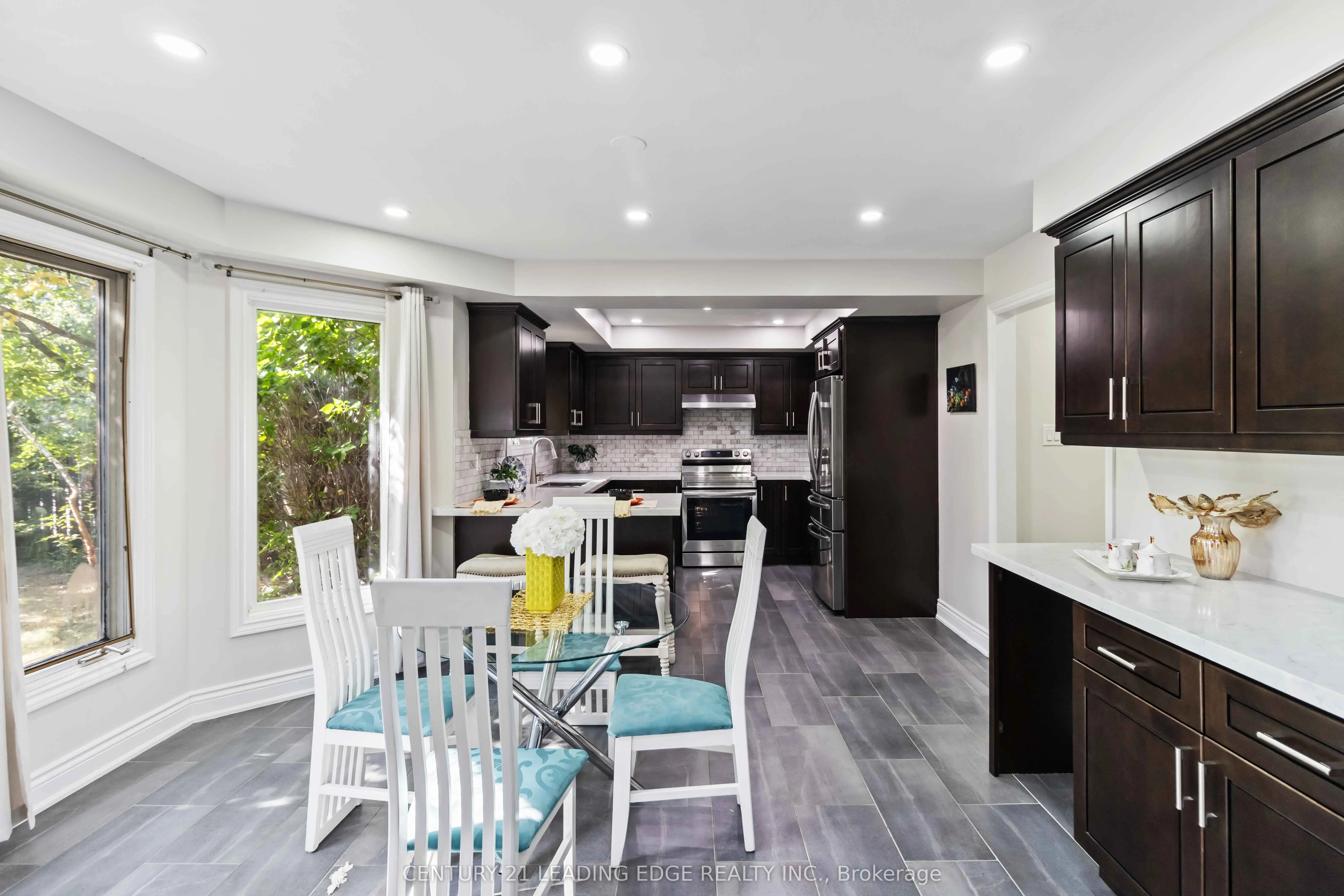 5201 CHAMPLAIN Trail