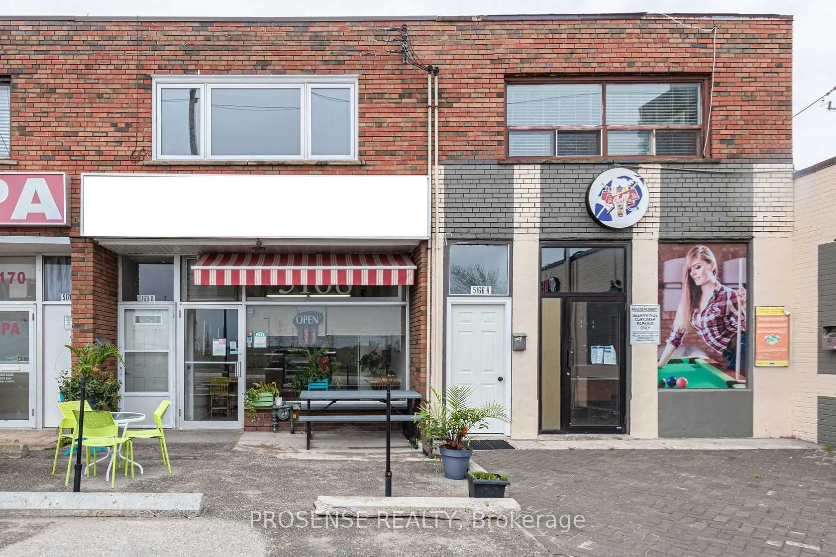 5168 Dundas Street W