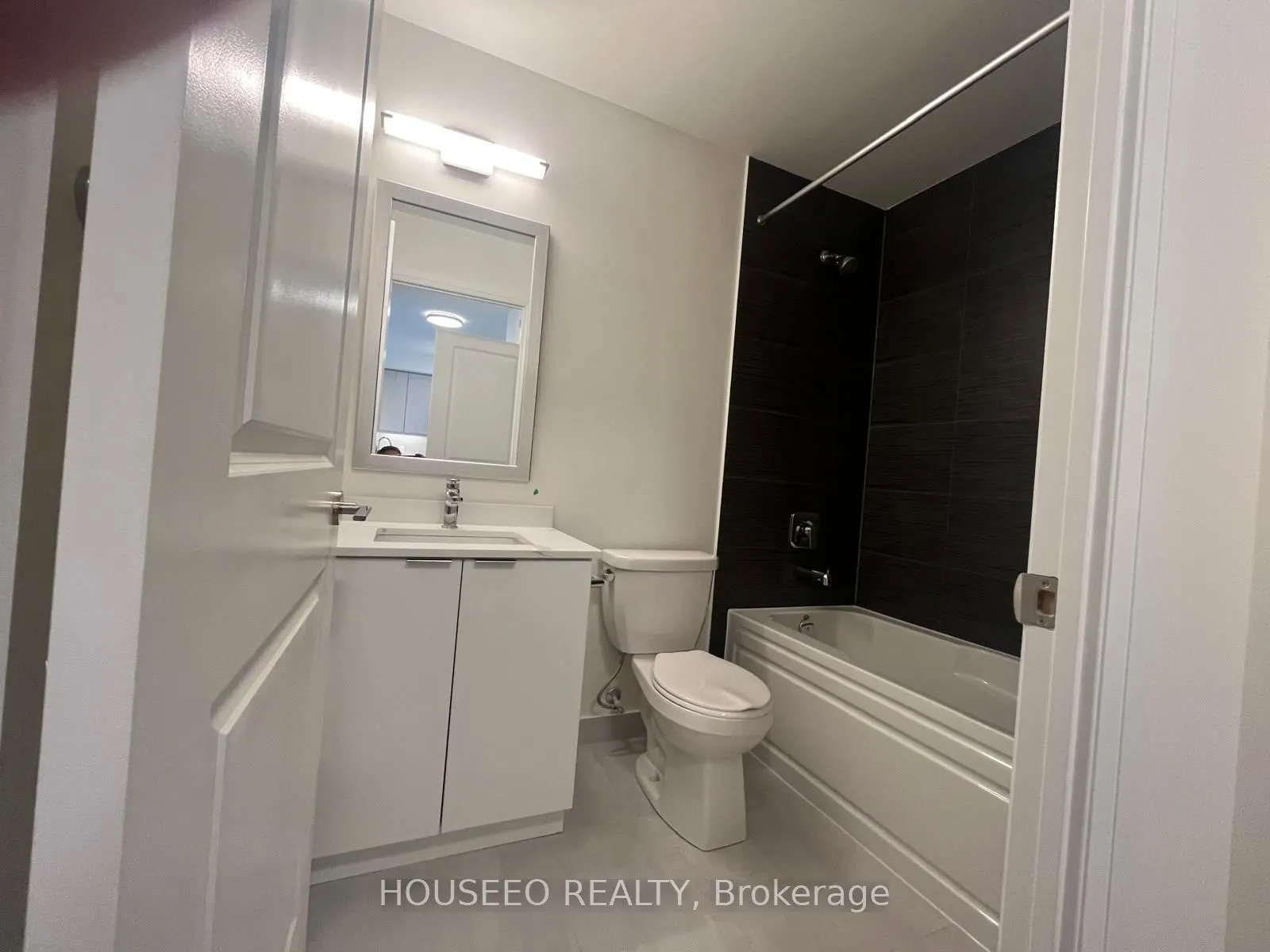 15 Watergarden Drive, #510