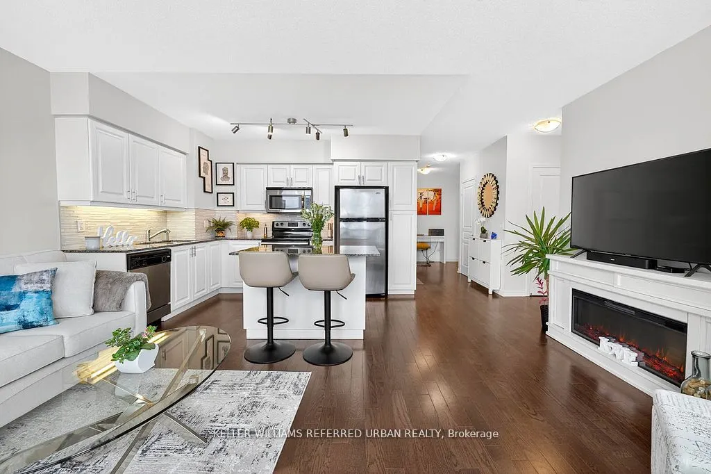 15 Legion Road, #2305