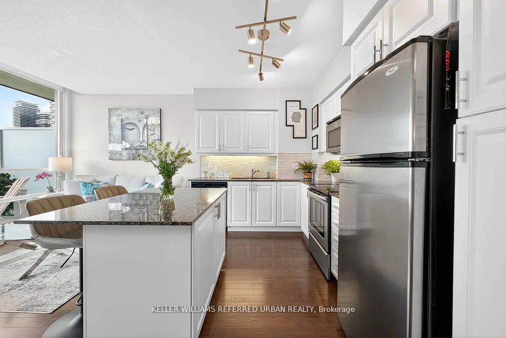 15 Legion Road, #2305