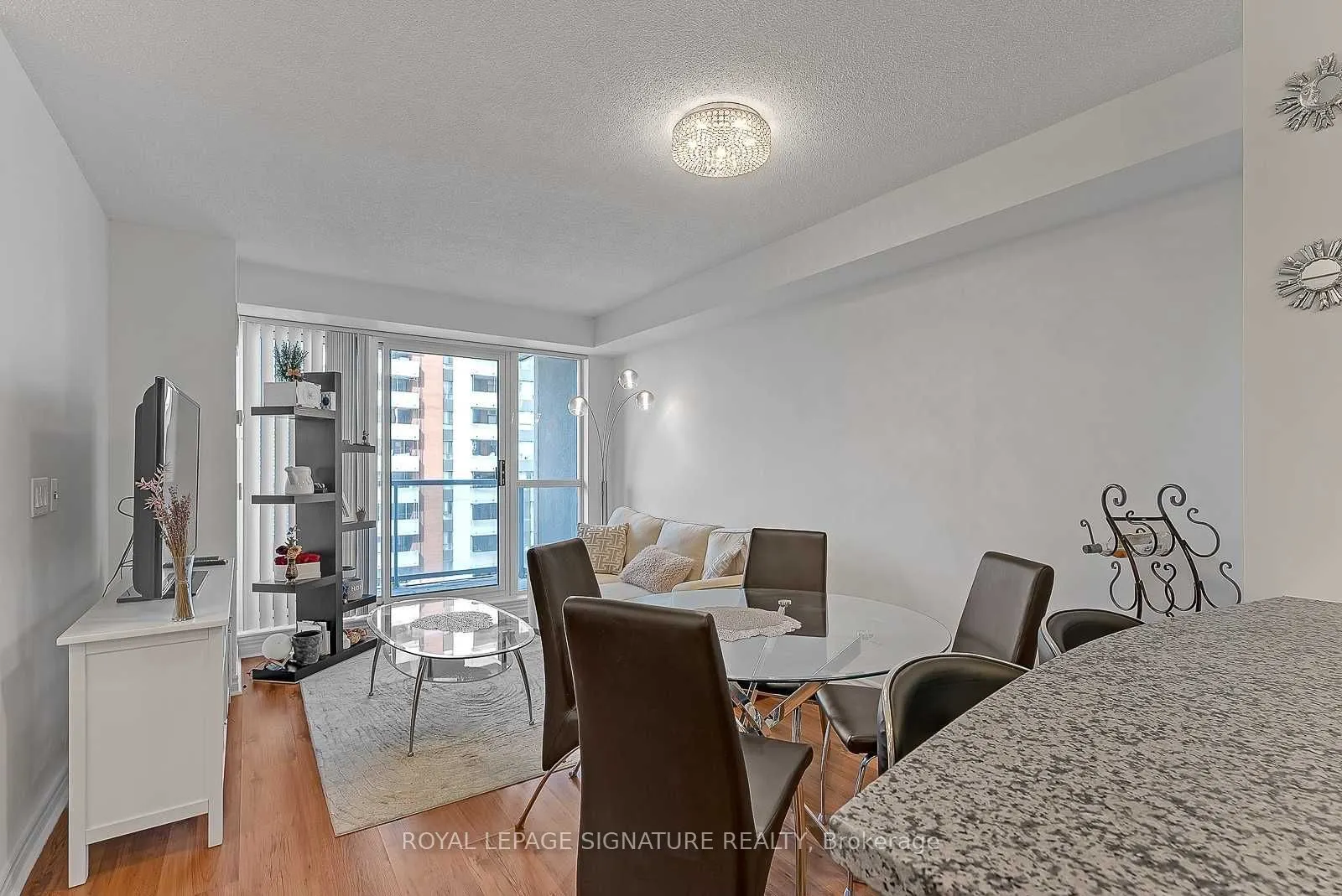 5 Michael Power Place, #1401