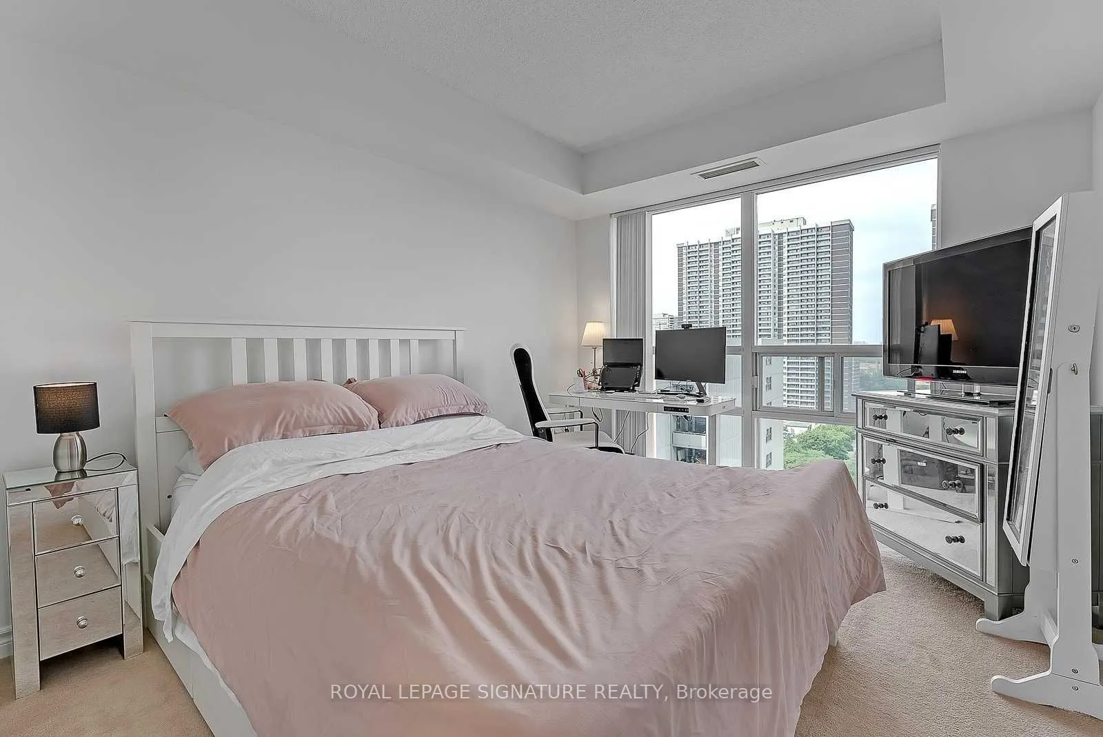 5 Michael Power Place, #1401
