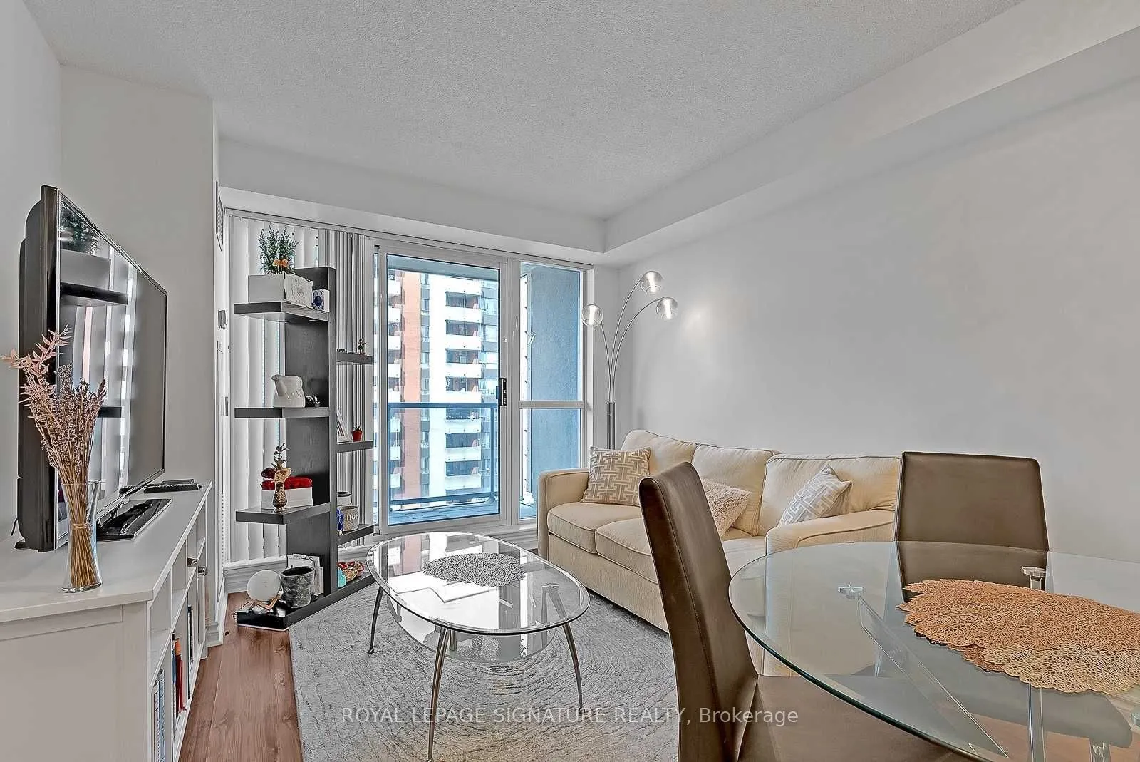 5 Michael Power Place, #1401