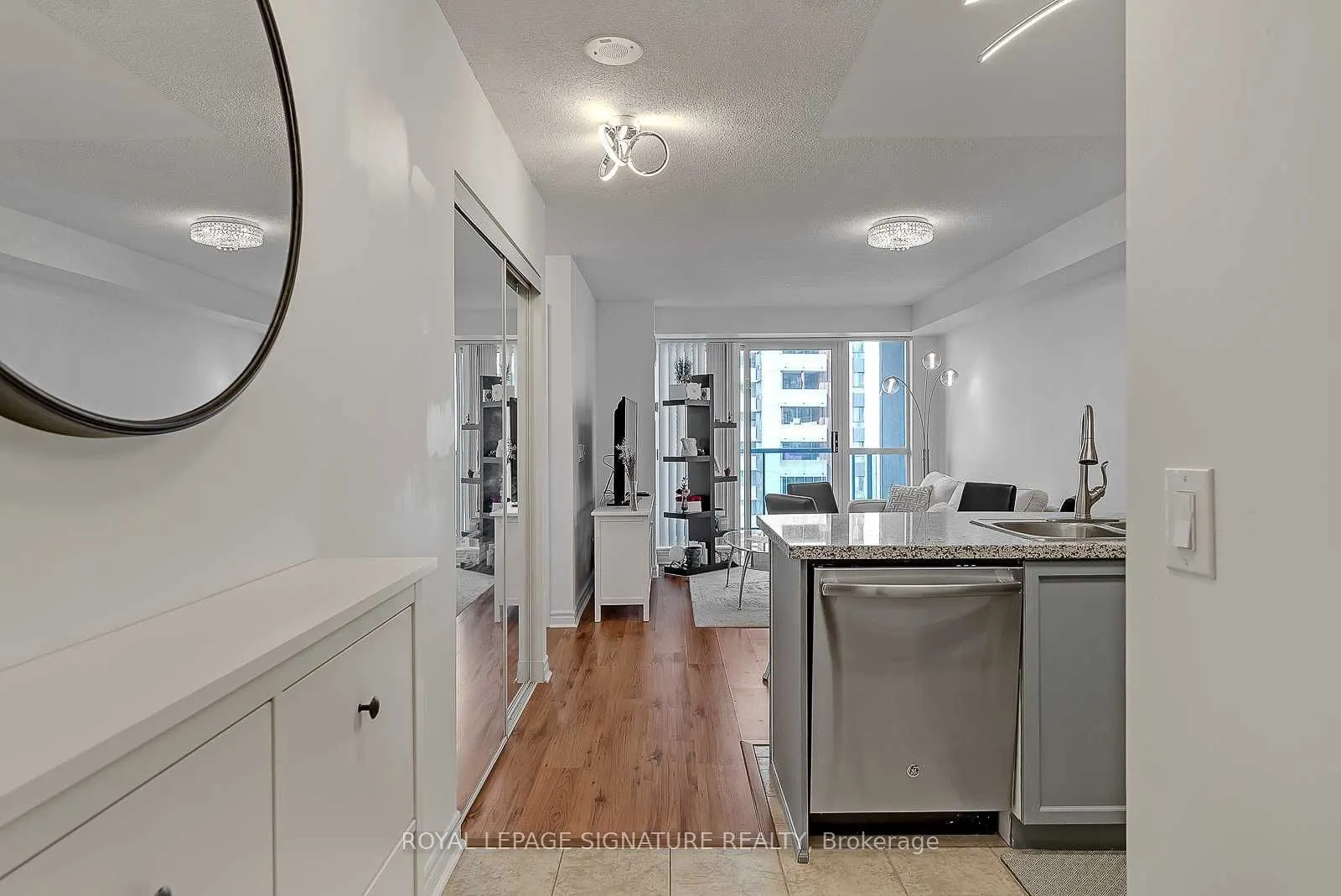 5 Michael Power Place, #1401
