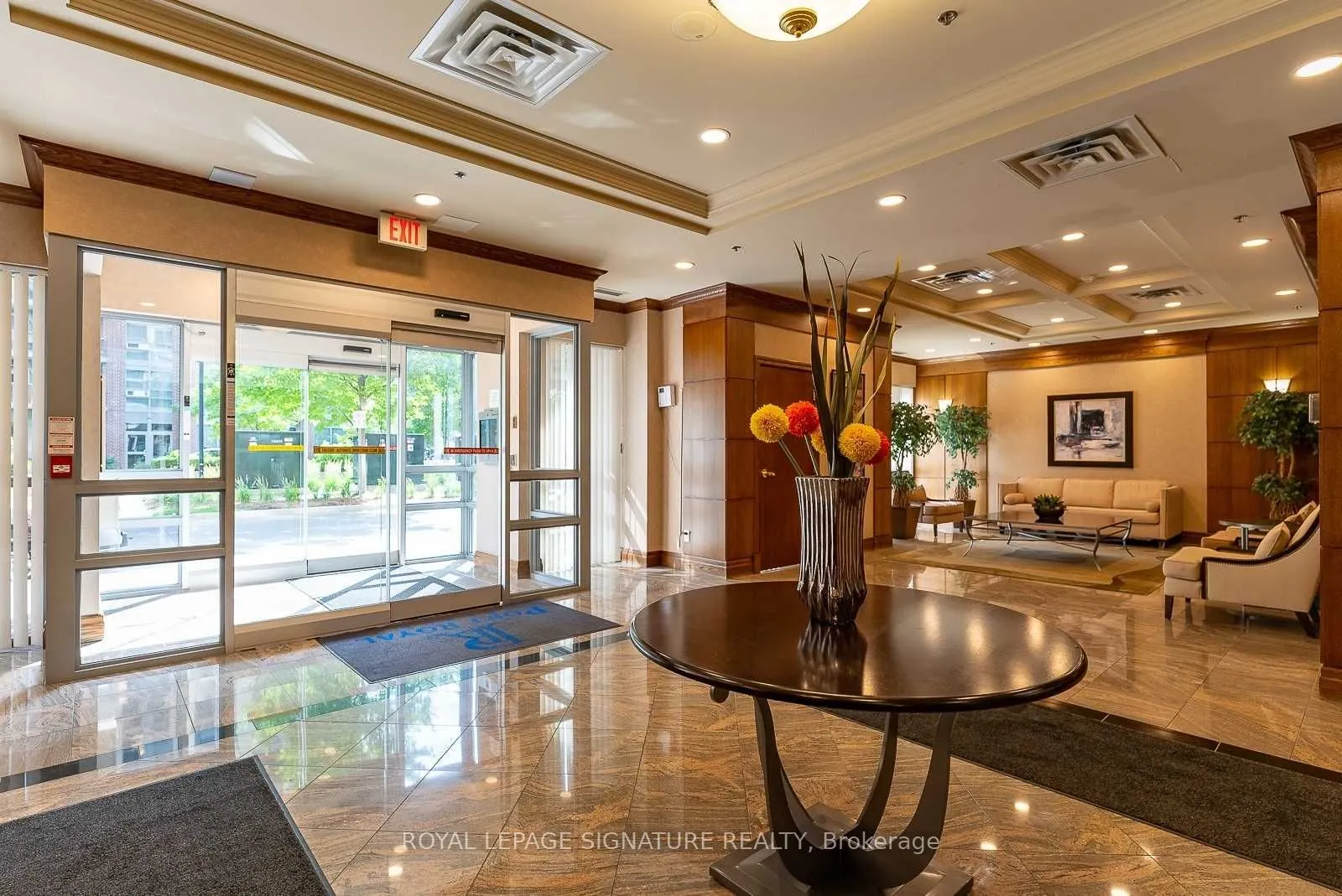 5 Michael Power Place, #1401