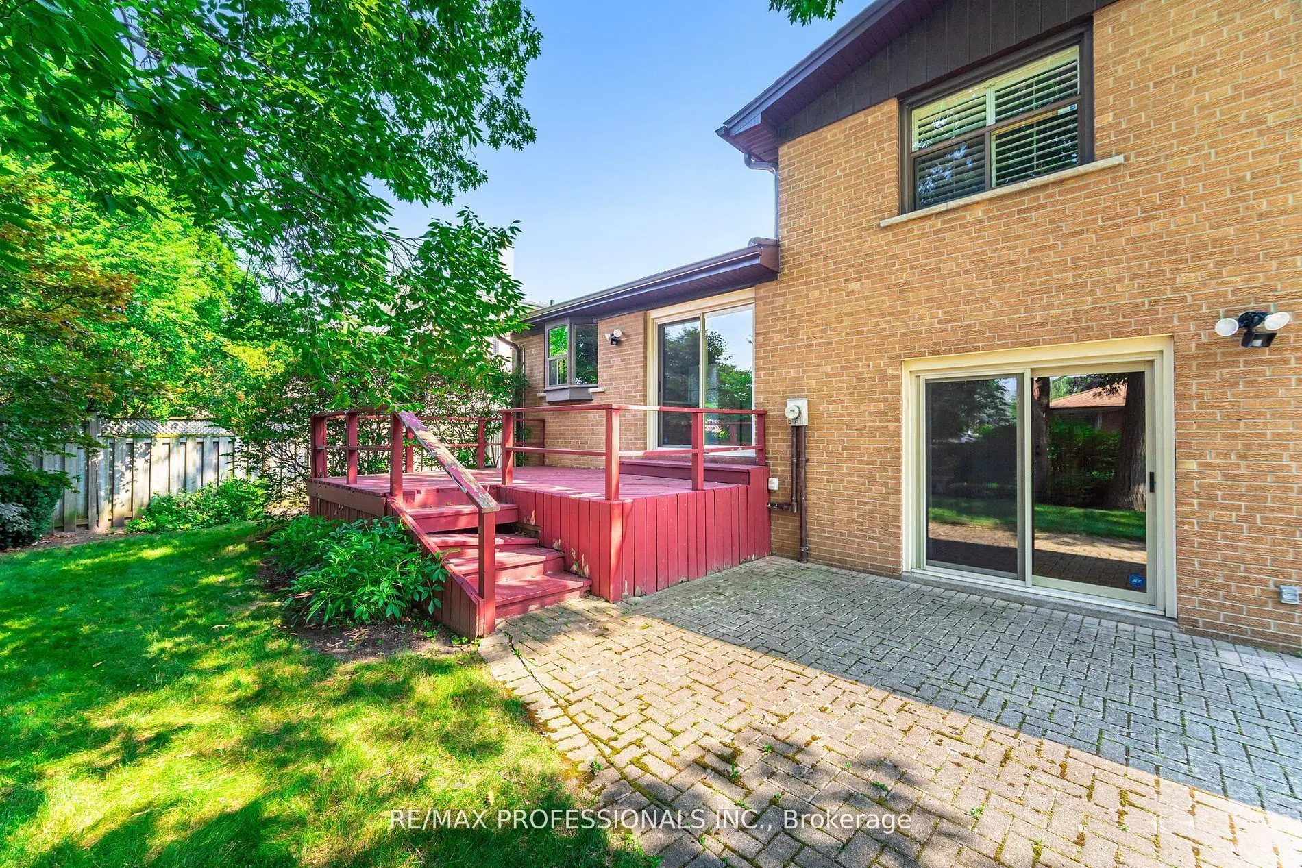 3667 Beechollow Crescent